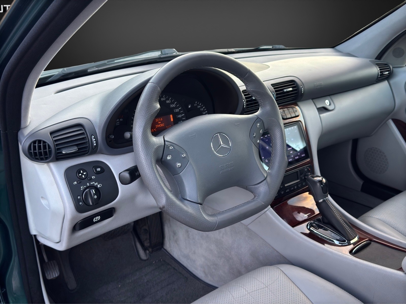 MERCEDES-BENZ C 320 Elégance Automatic-image-7