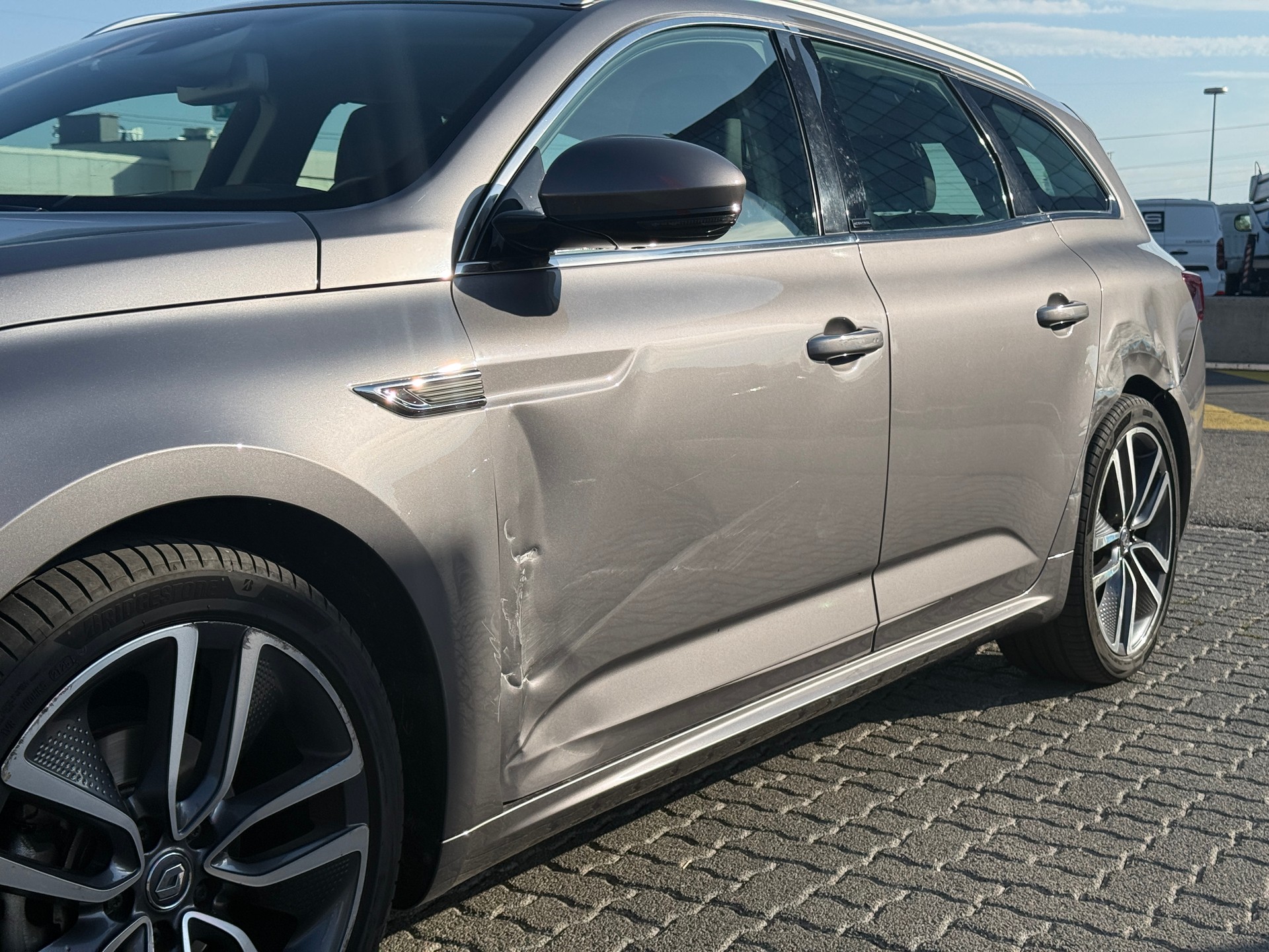 RENAULT Talisman Grandtour 1.6 TCe Intens EDC-image-1