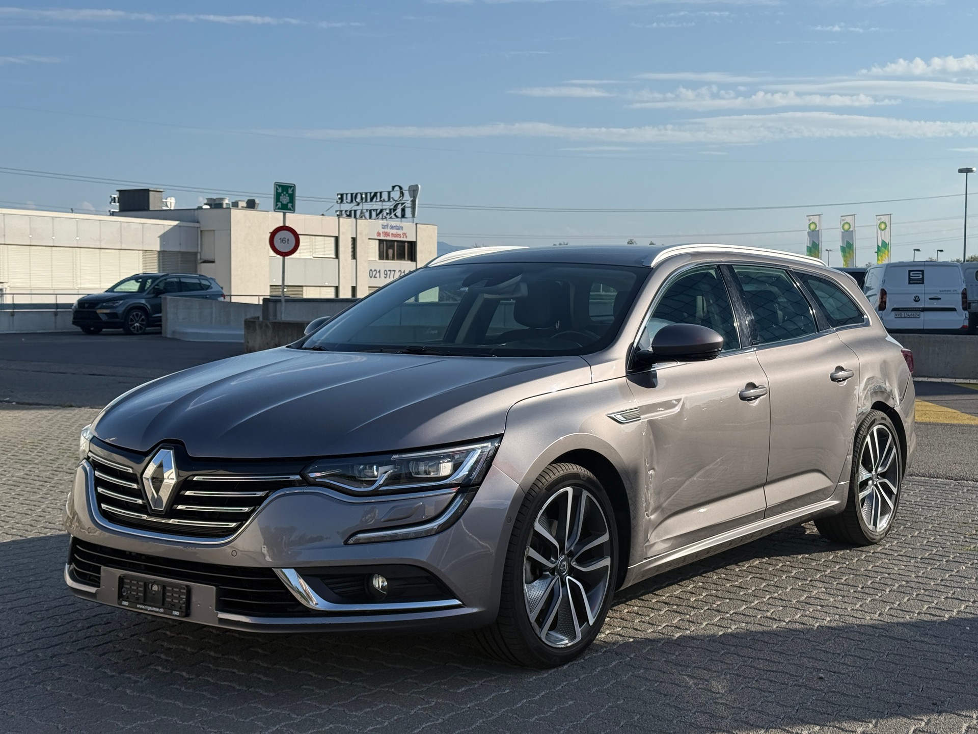 RENAULT Talisman Grandtour 1.6 TCe Intens EDC-image-0