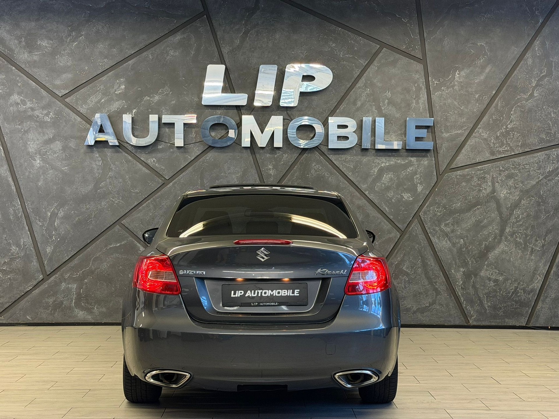 SUZUKI Kizashi 2.4 GL Top 4WD CVT-image-6