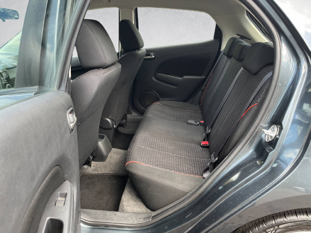 MAZDA 2 1.5 MZR Sport-image-14