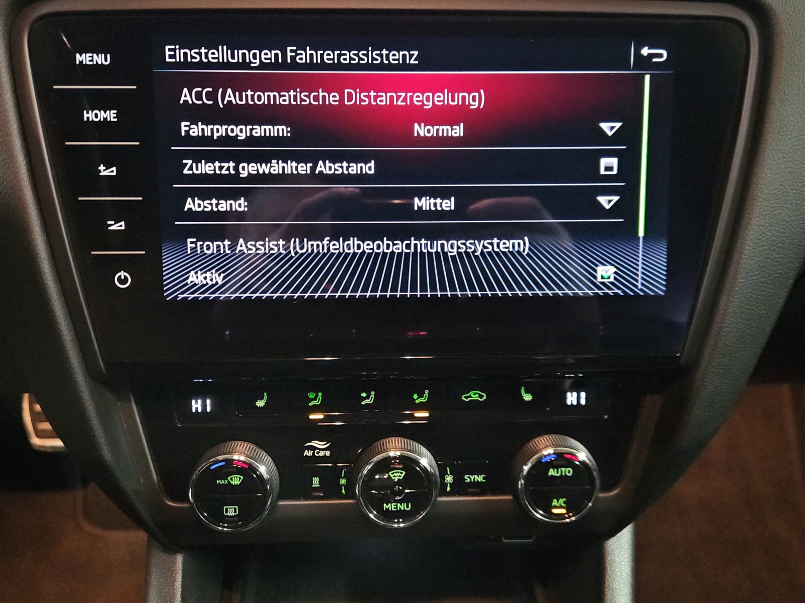 SKODA Octavia Combi 2.0 TDI Scout 4x4 DSG-image-19
