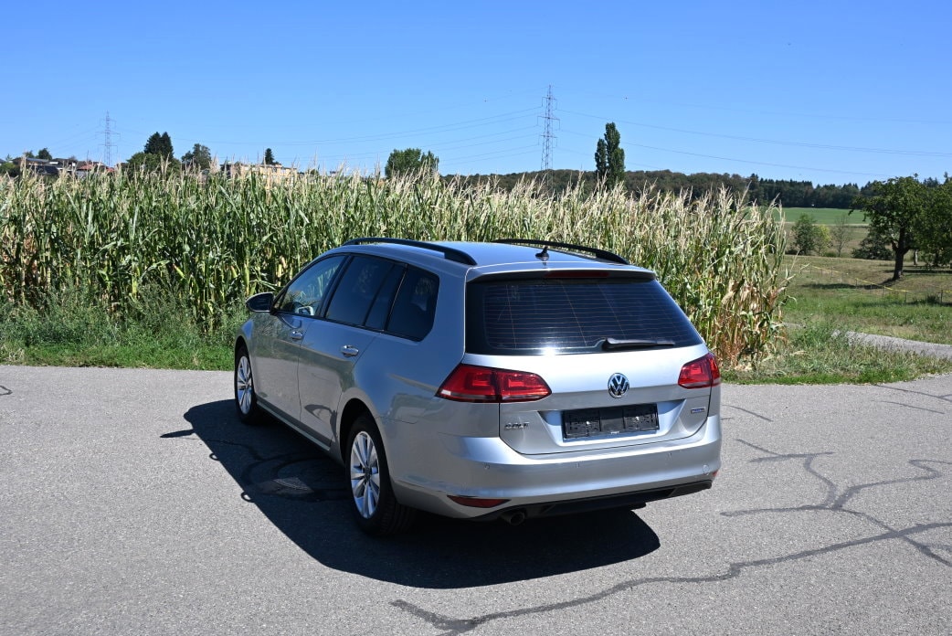 VW Golf Variant 1.6 TDI Comfortline DSG-image-3