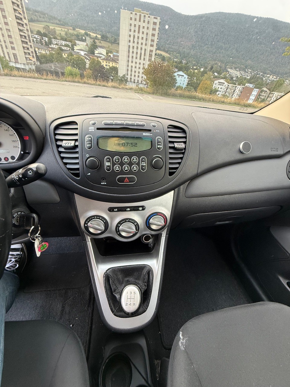 HYUNDAI i10 1.2 Style-image-13