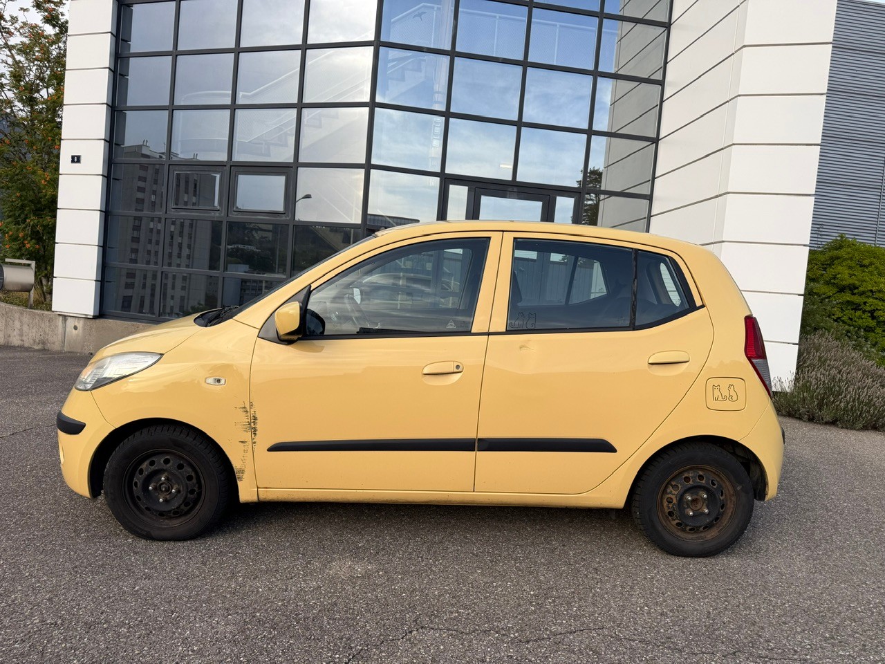 HYUNDAI i10 1.2 Style-image-3