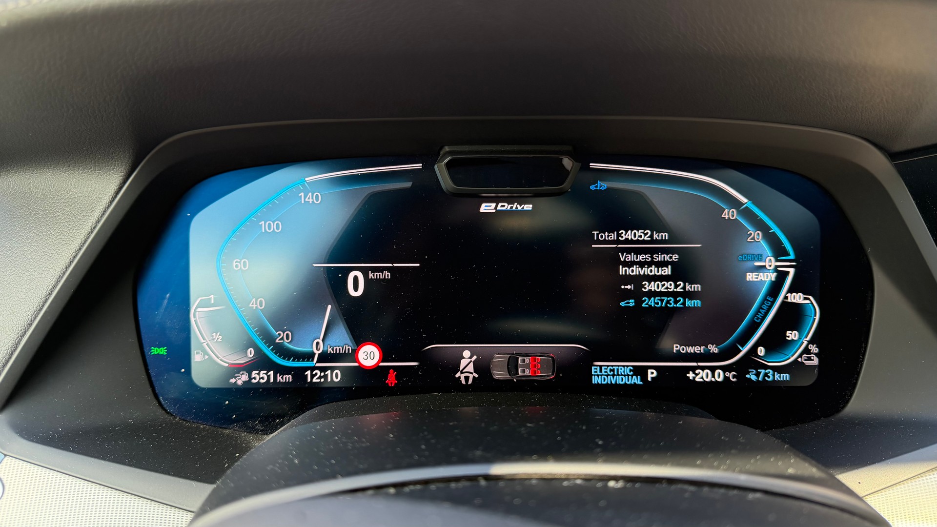 BMW 45e xDrive-image-3
