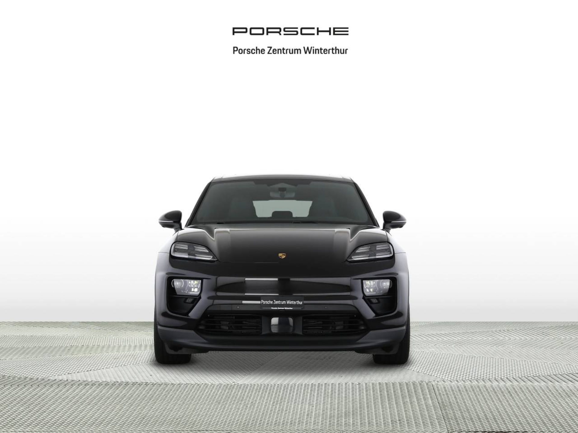 PORSCHE Macan 4-image-5