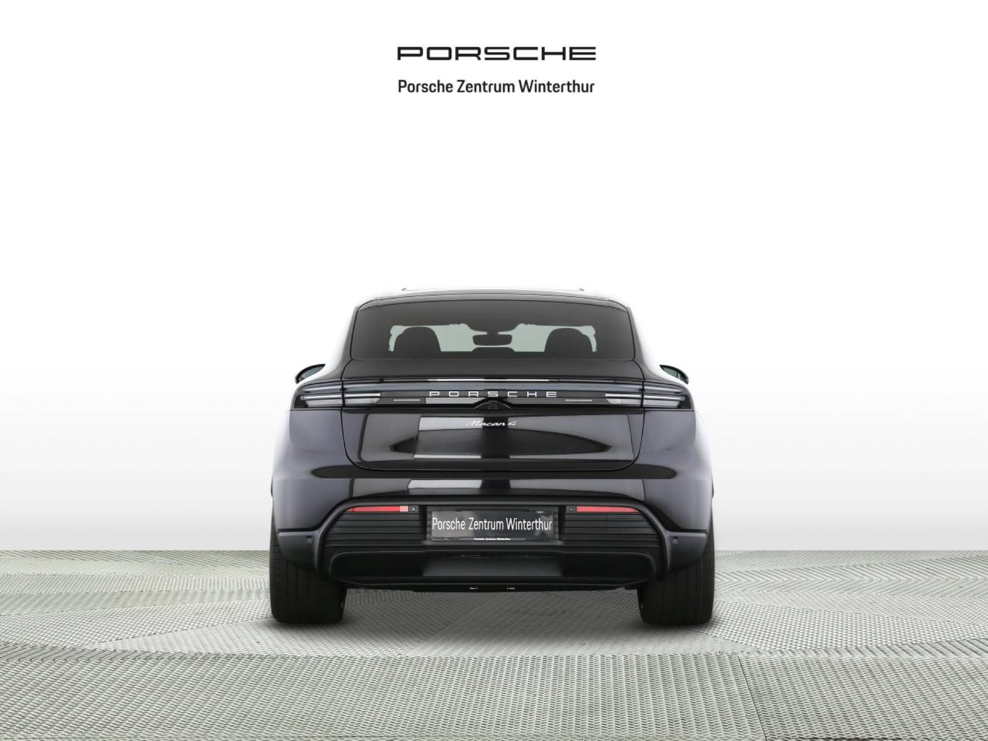 PORSCHE Macan 4-image-6