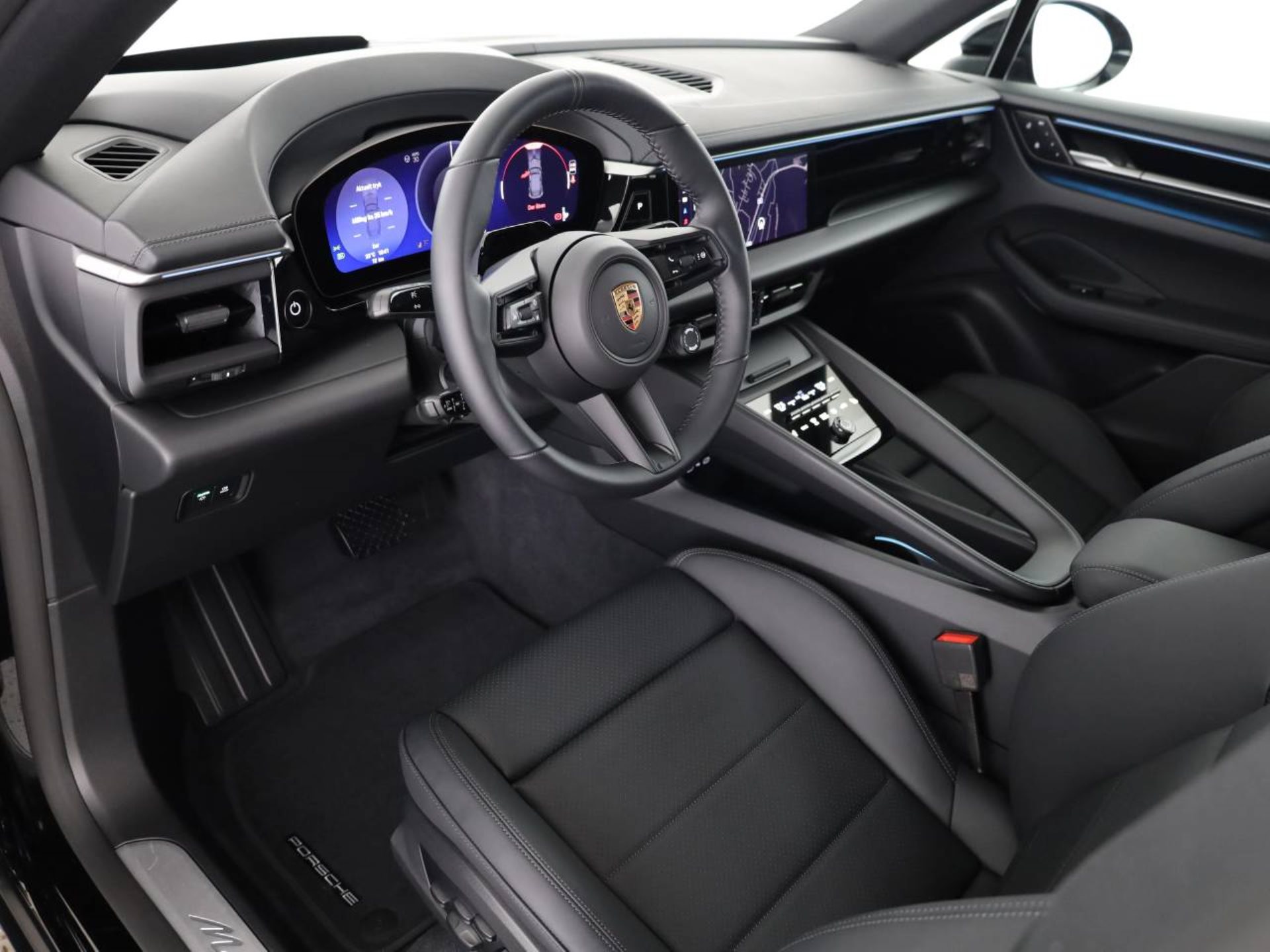 PORSCHE Macan 4-image-3