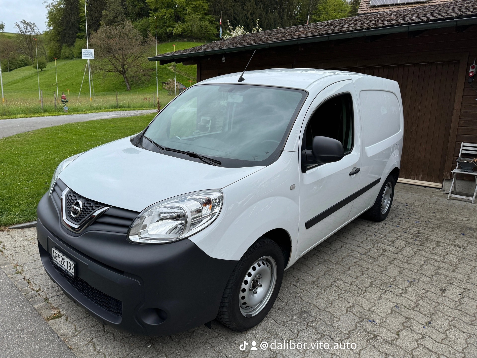 NISSAN NV250 1.5dCi Pro 2.0t-image-1