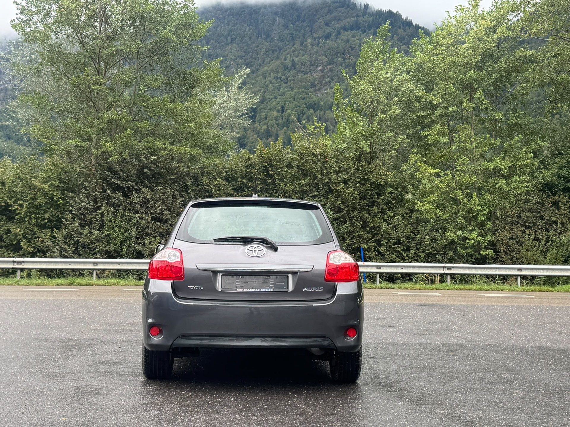 TOYOTA Auris 1.6 Linea Sol-image-13