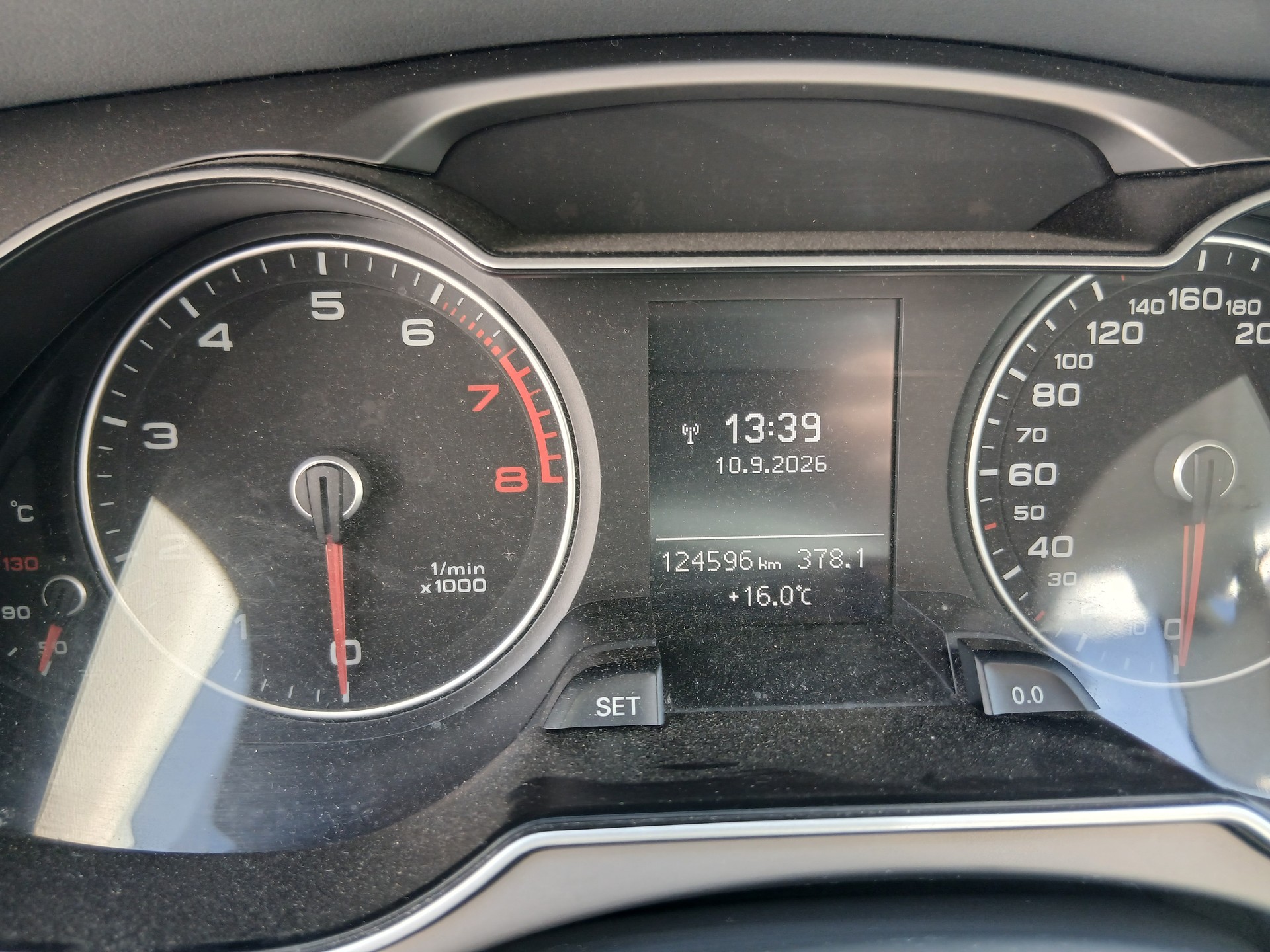 AUDI A4 Avant 1.8 TFSI-image-9