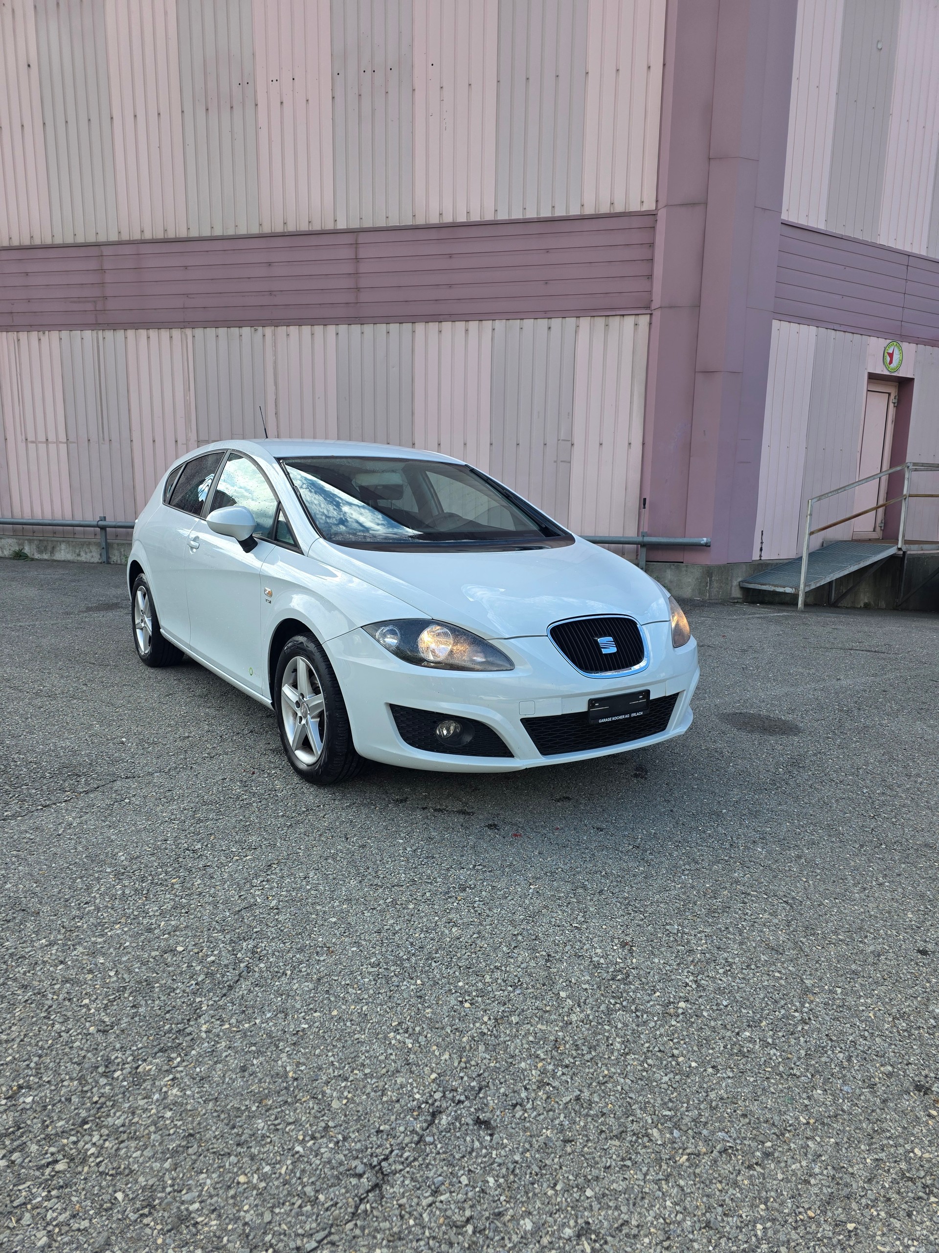 SEAT Leon 1.2 TSI COPA Reference-image-2