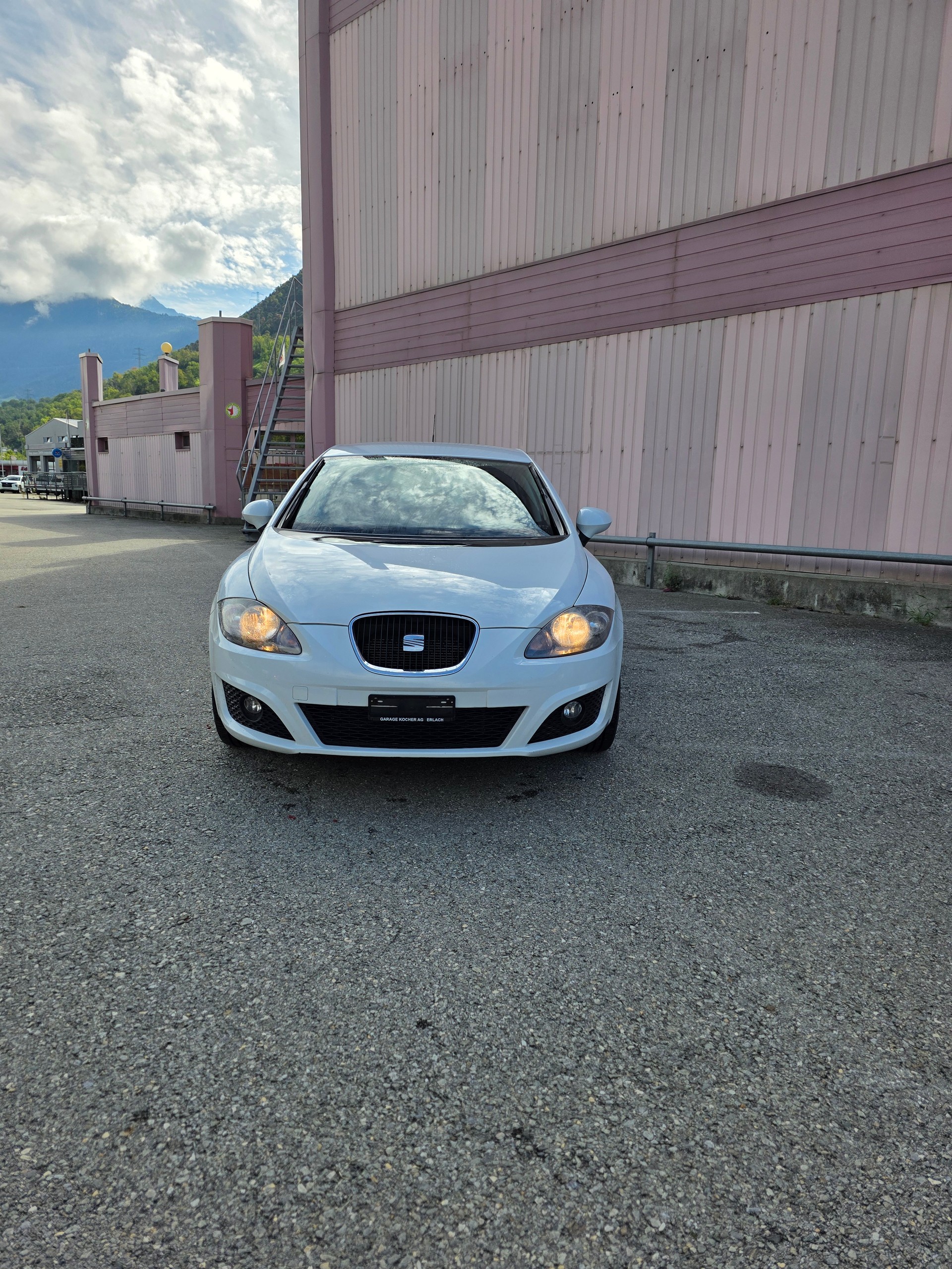 SEAT Leon 1.2 TSI COPA Reference-image-1
