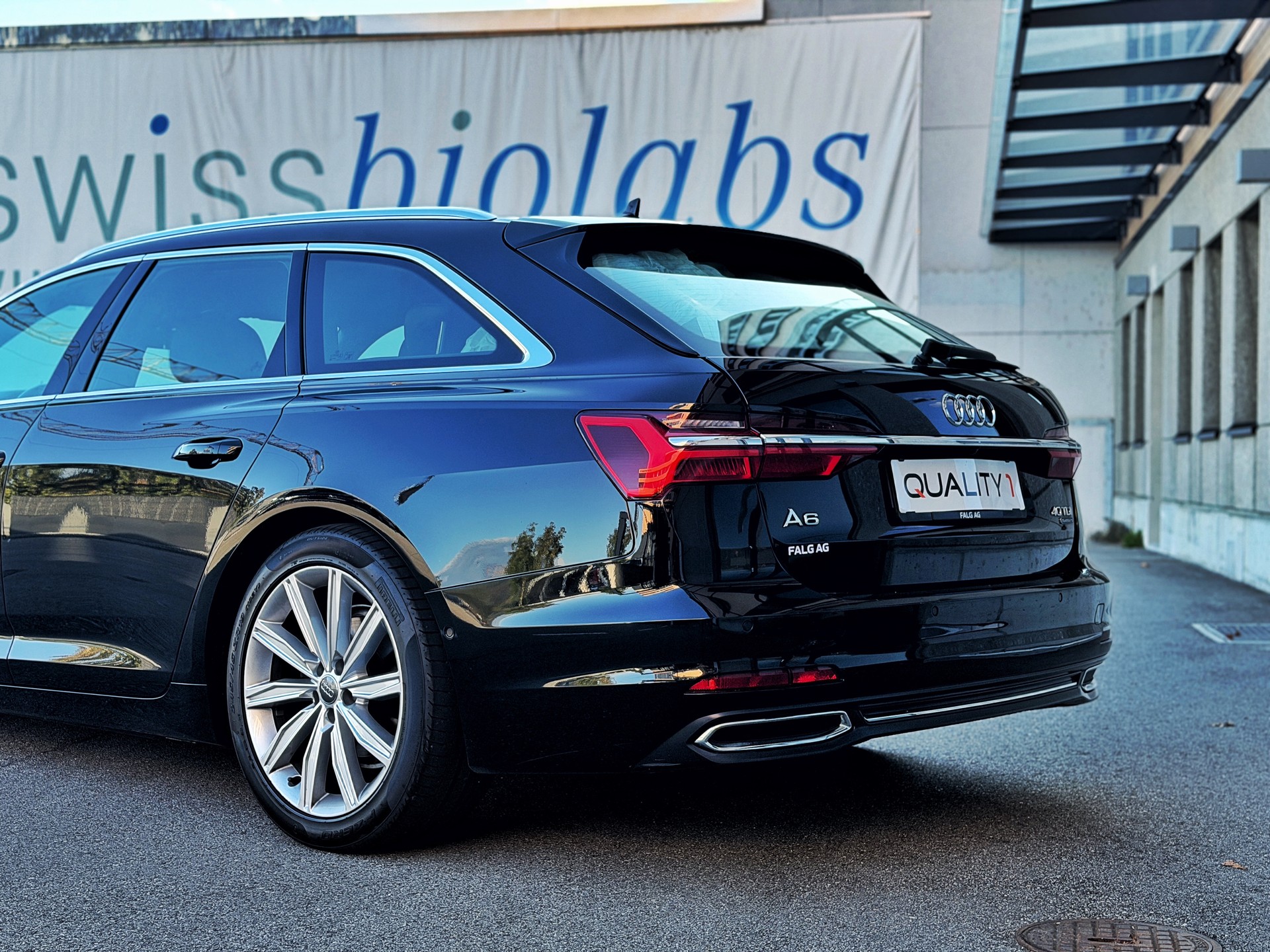 AUDI A6 Avant 40 TDI Sport quattro S-tronic-image-13