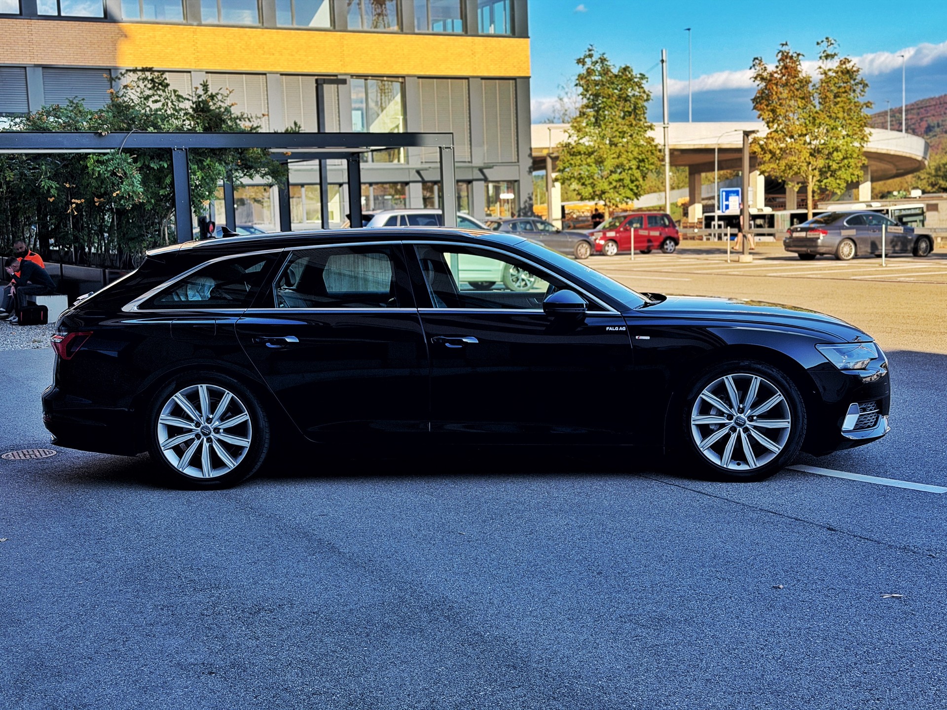 AUDI A6 Avant 40 TDI Sport quattro S-tronic-image-2