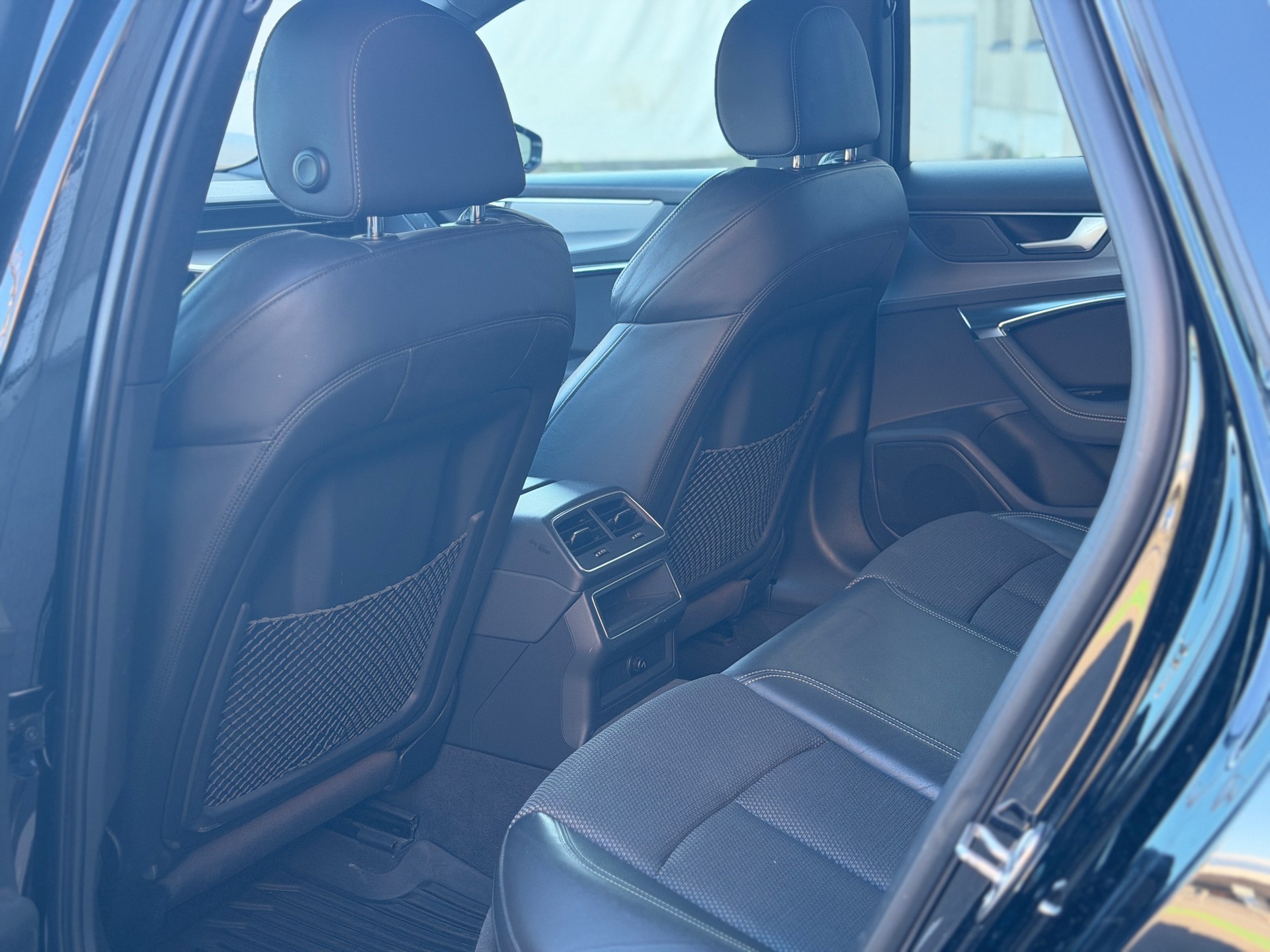 AUDI A6 Avant 40 TDI Sport quattro S-tronic-image-17