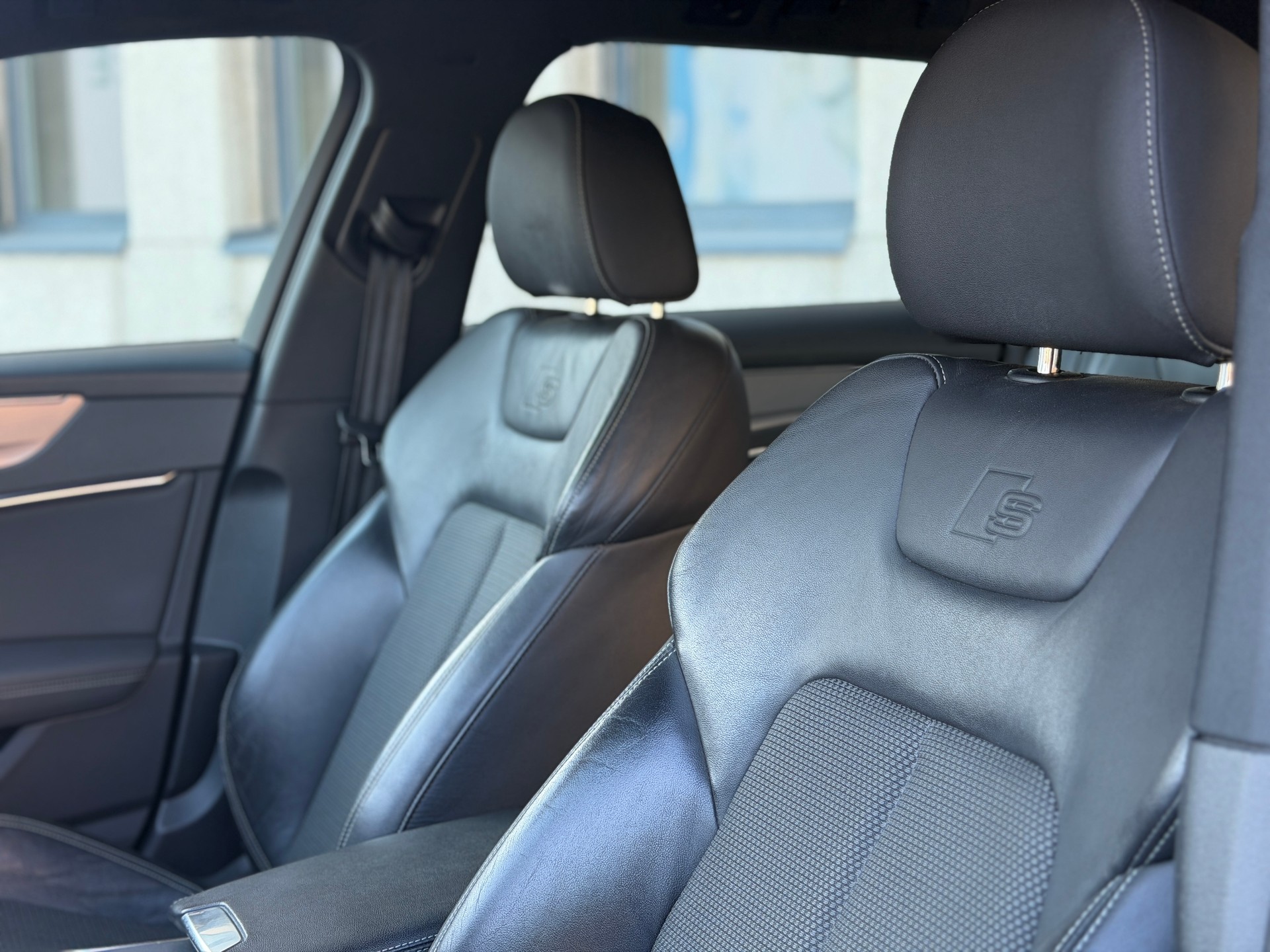 AUDI A6 Avant 40 TDI Sport quattro S-tronic-image-19