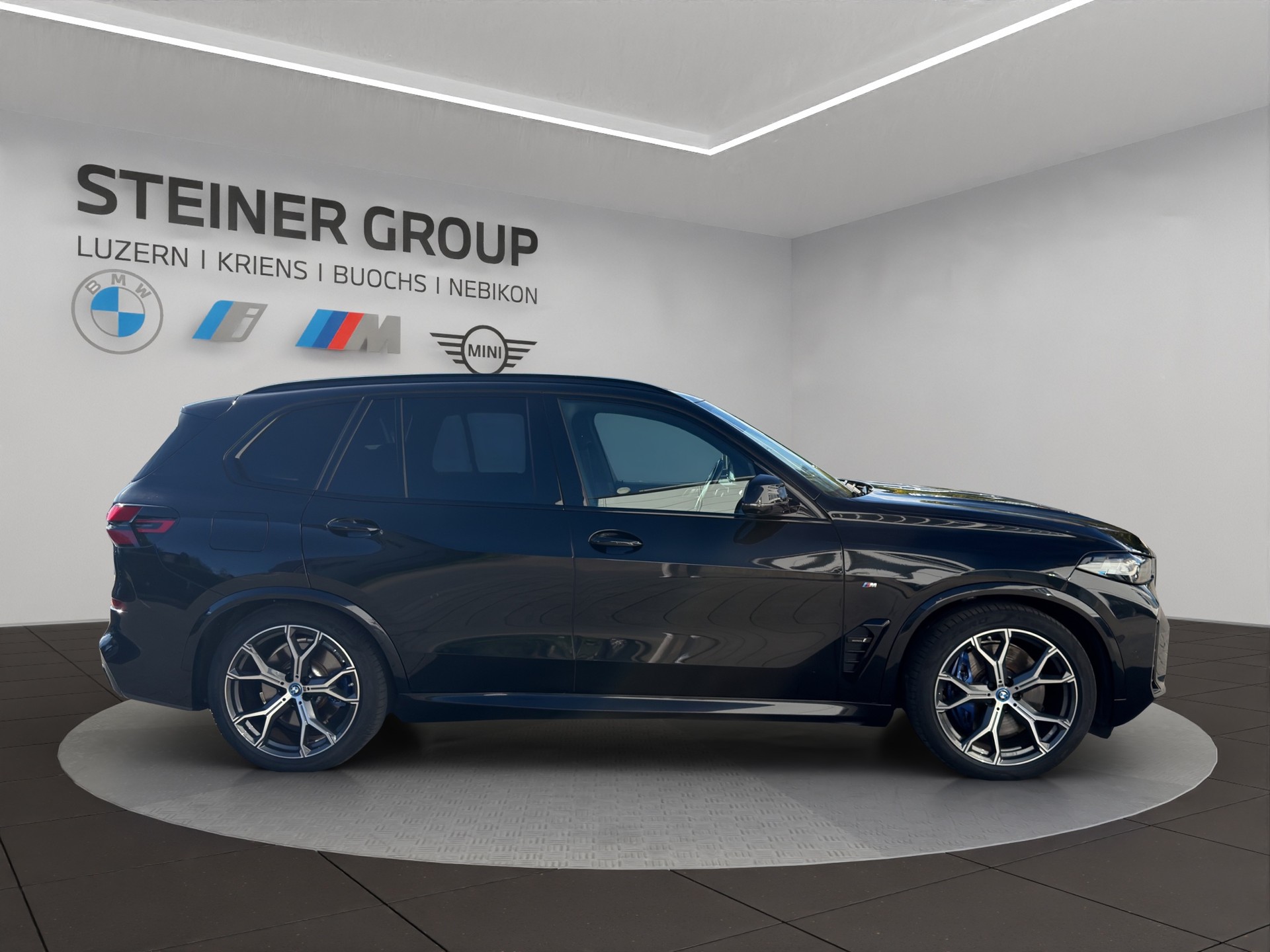 BMW X5 xDrive 50e M Sport Pro Steptronic-image-4