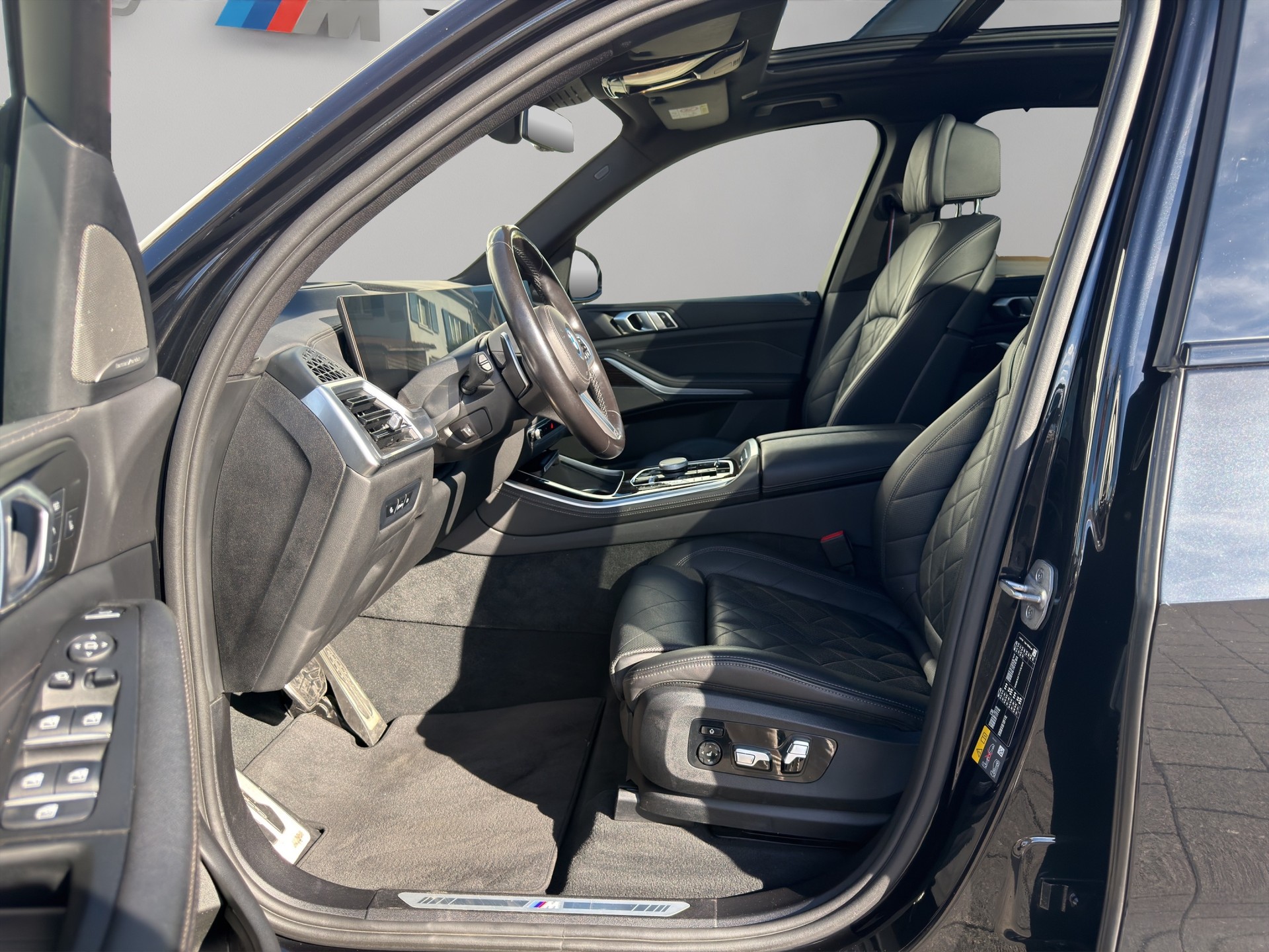 BMW X5 xDrive 50e M Sport Pro Steptronic-image-16