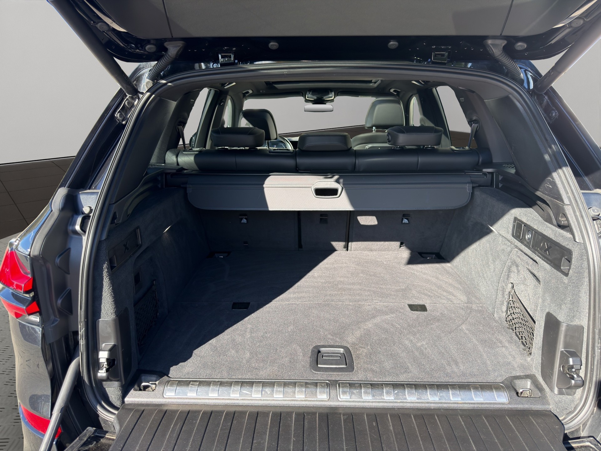 BMW X5 xDrive 50e M Sport Pro Steptronic-image-21