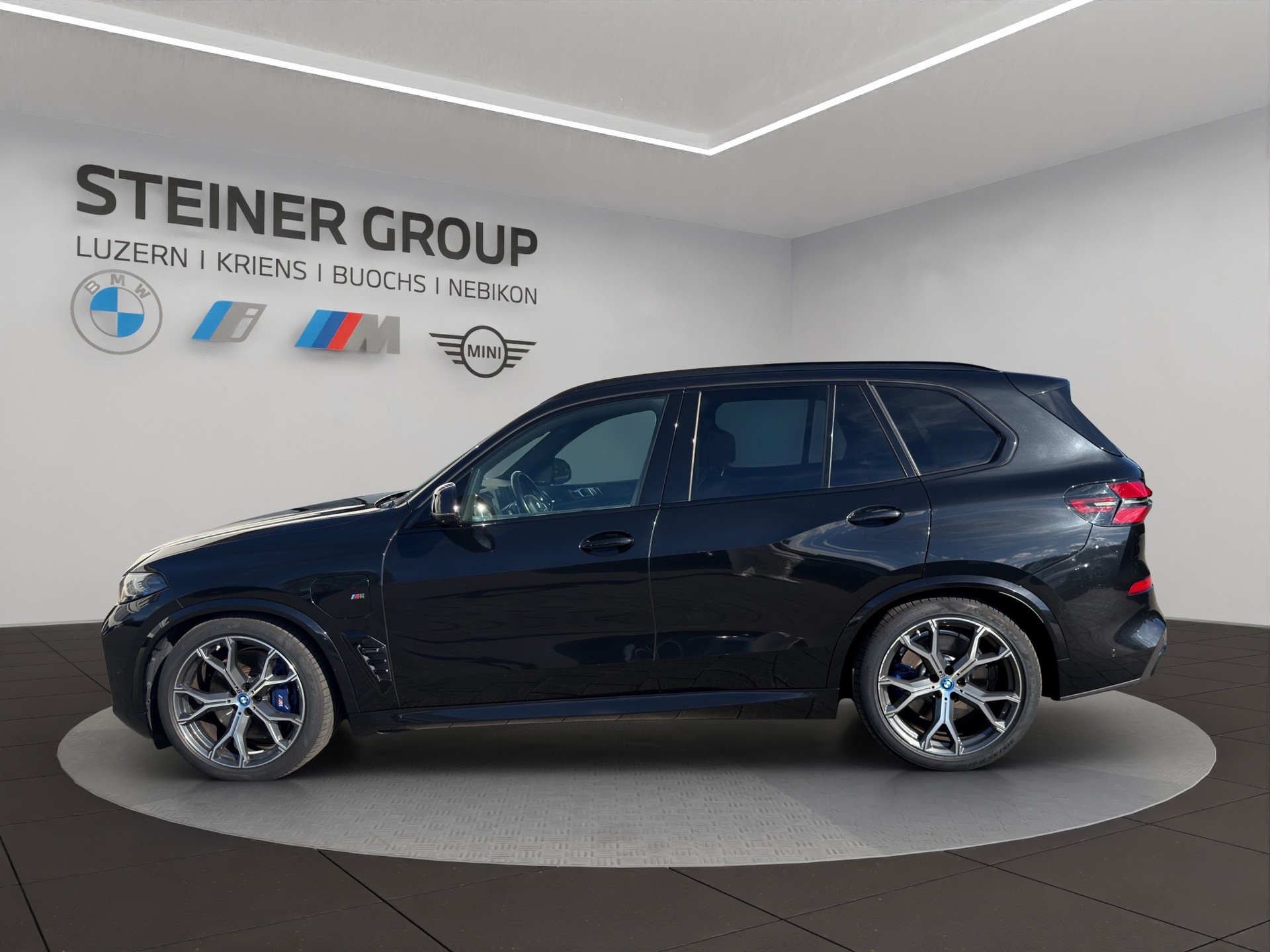 BMW X5 xDrive 50e M Sport Pro Steptronic-image-8