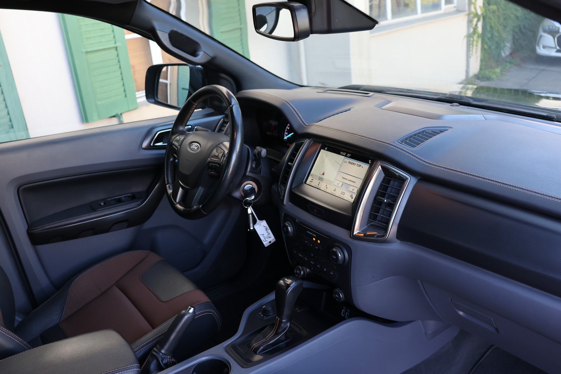 FORD Ranger Wildtrak 3.2 TDCi 4x4 A-image-9