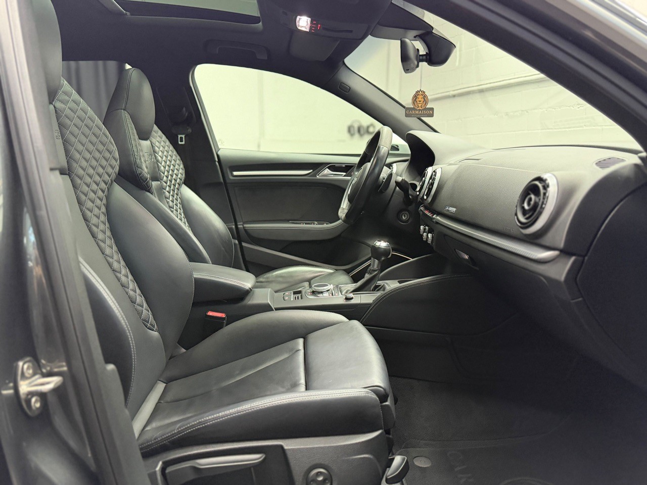 AUDI RS3 2.5 TSI quattro S-tronic | CH-Auto | Panoramadach | ACC | Ohne OPF | Rückfahrkamera | Bang & Olufsen-image-25