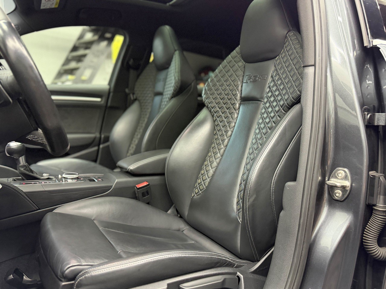 AUDI RS3 2.5 TSI quattro S-tronic | CH-Auto | Panoramadach | ACC | Ohne OPF | Rückfahrkamera | Bang & Olufsen-image-15