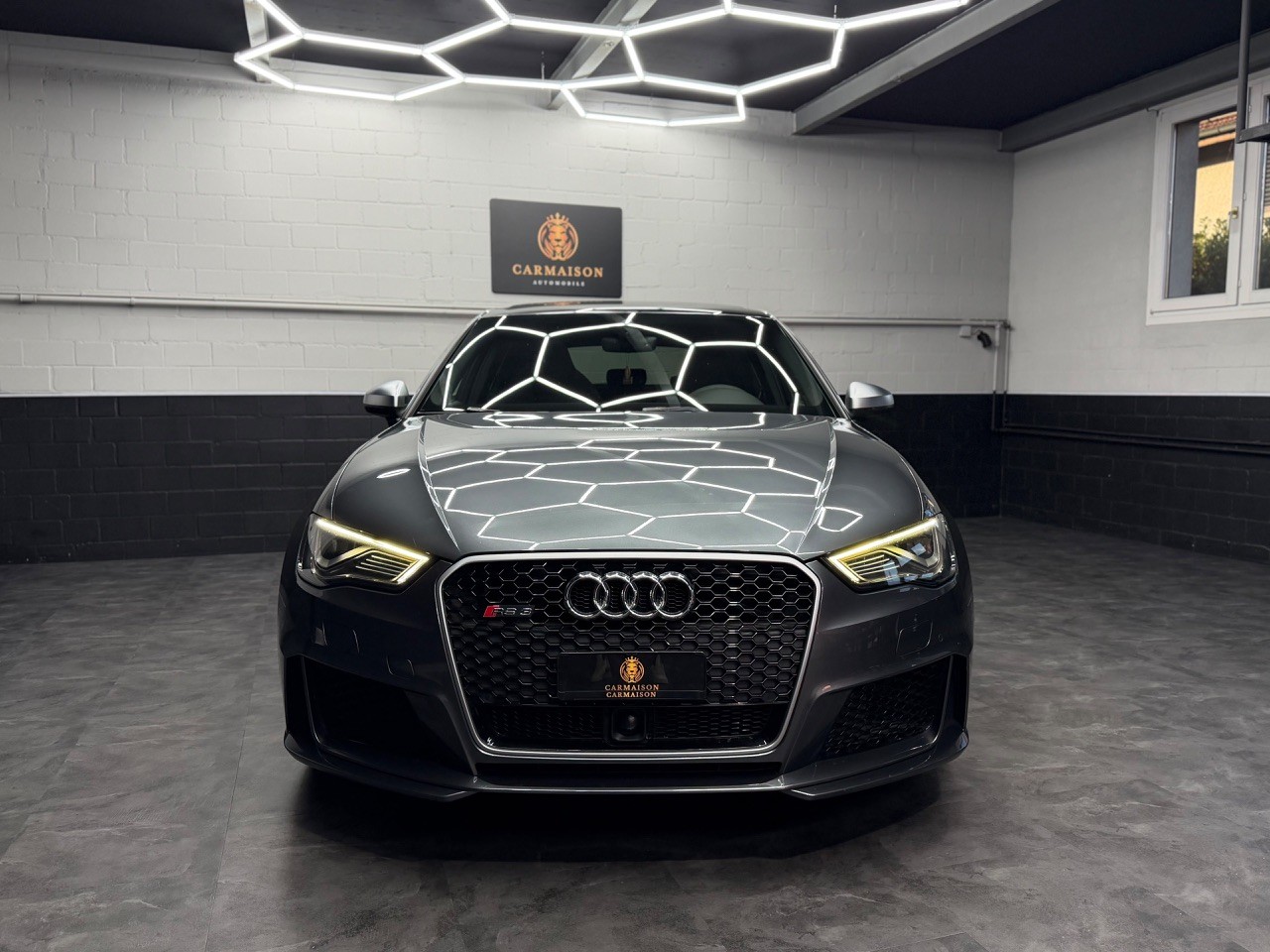 AUDI RS3 2.5 TSI quattro S-tronic | CH-Auto | Panoramadach | ACC | Ohne OPF | Rückfahrkamera | Bang & Olufsen-image-1