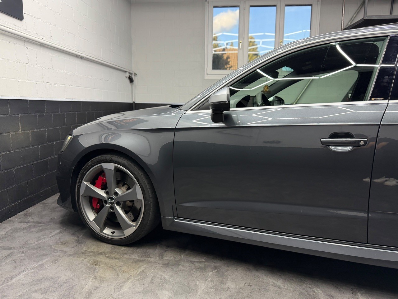 AUDI RS3 2.5 TSI quattro S-tronic | CH-Auto | Panoramadach | ACC | Ohne OPF | Rückfahrkamera | Bang & Olufsen-image-11