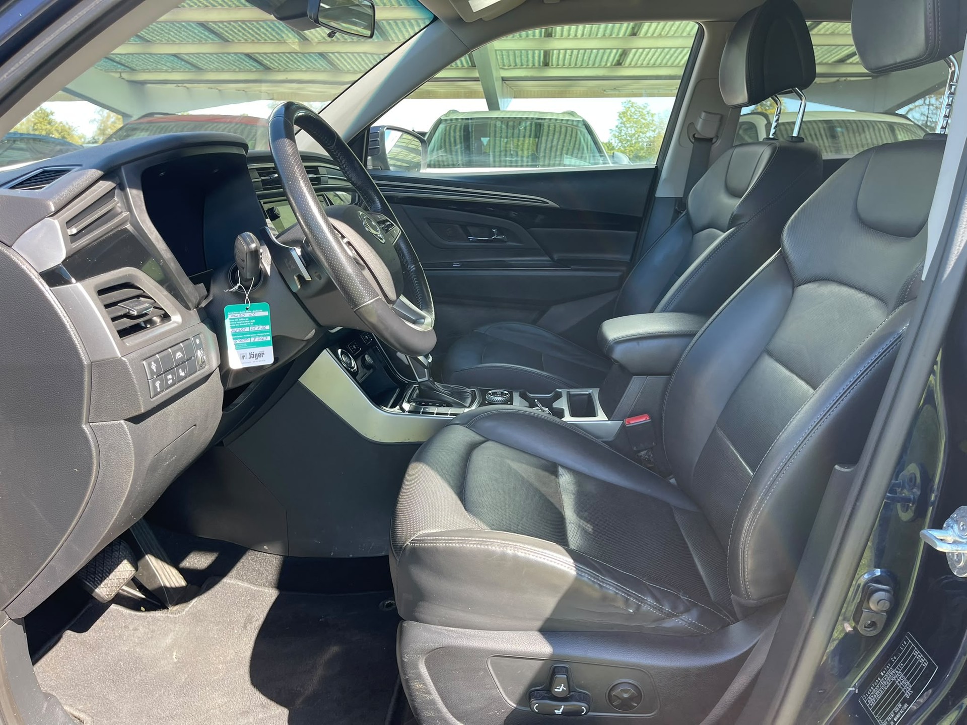 KGM-SsangYong Korando 1.6e Xdi Sapphire 4WD Automat-image-11