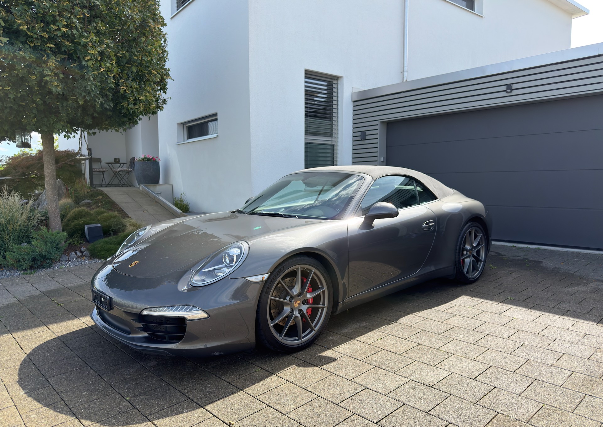 PORSCHE Carrera S-image-0