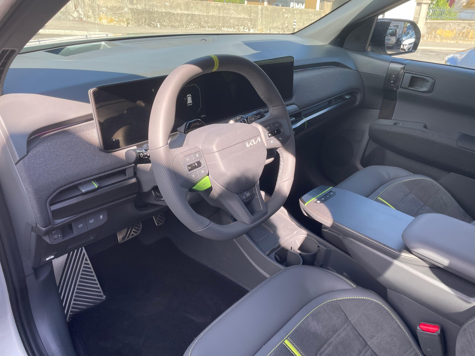 KIA EV3 81 kWh GT 4x4-image-9