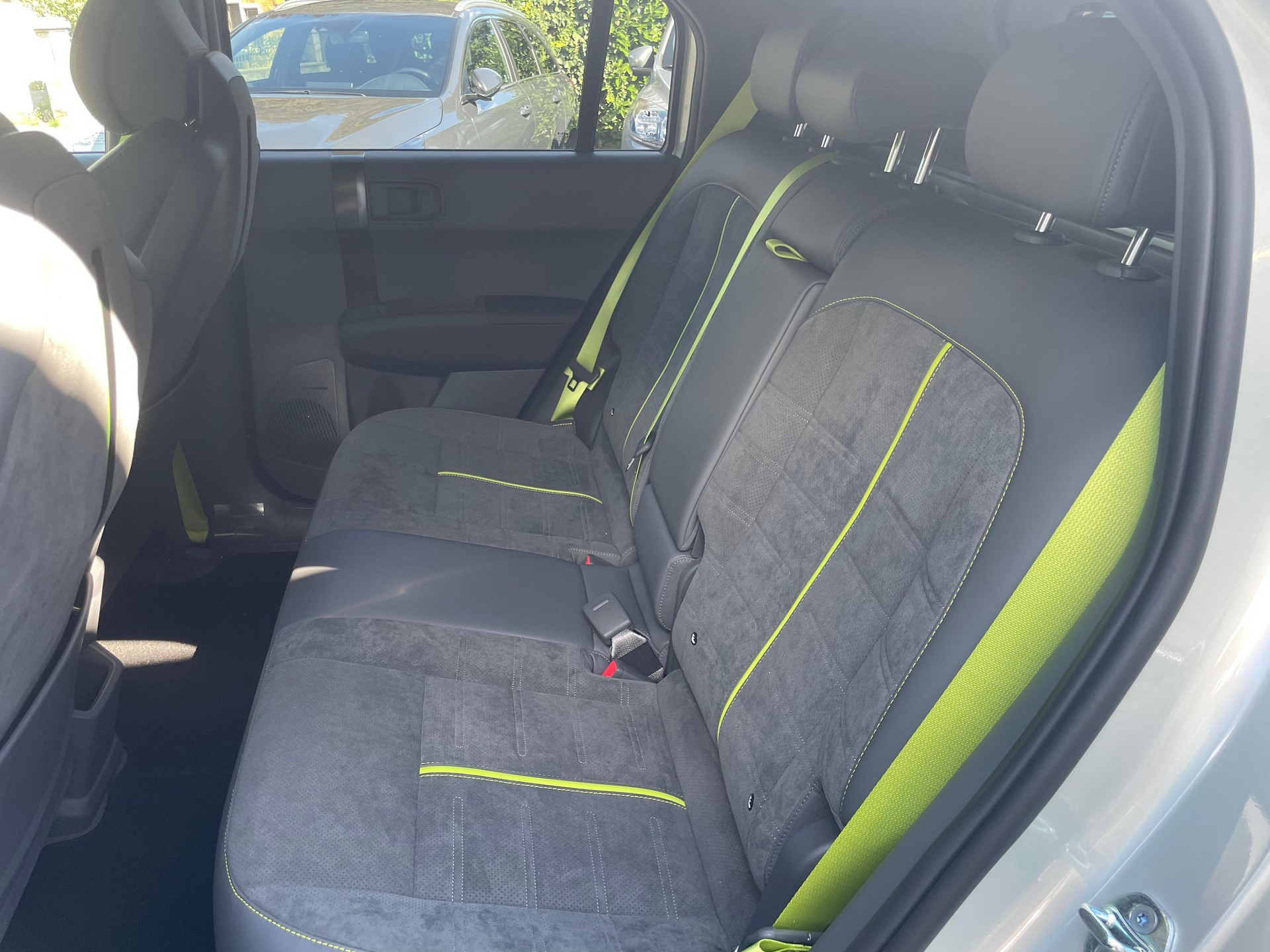 KIA EV3 81 kWh GT 4x4-image-11