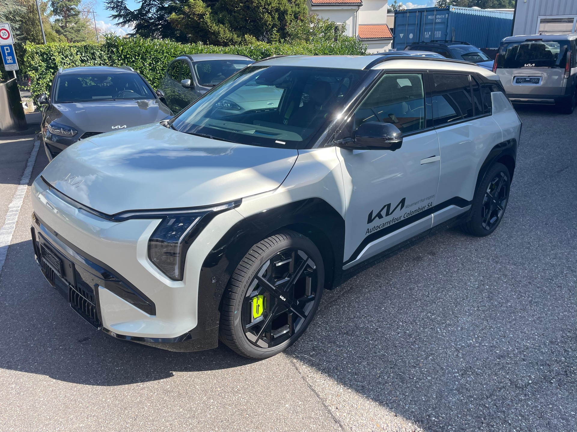 KIA EV3 81 kWh GT 4x4-image-6