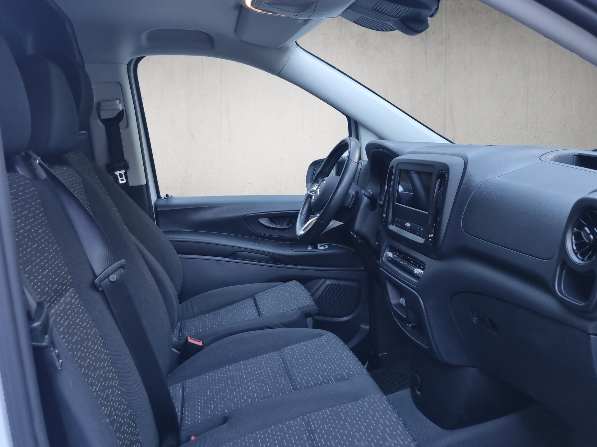 MERCEDES-BENZ eVito 112 Kaw. L 62 kWh-image-12