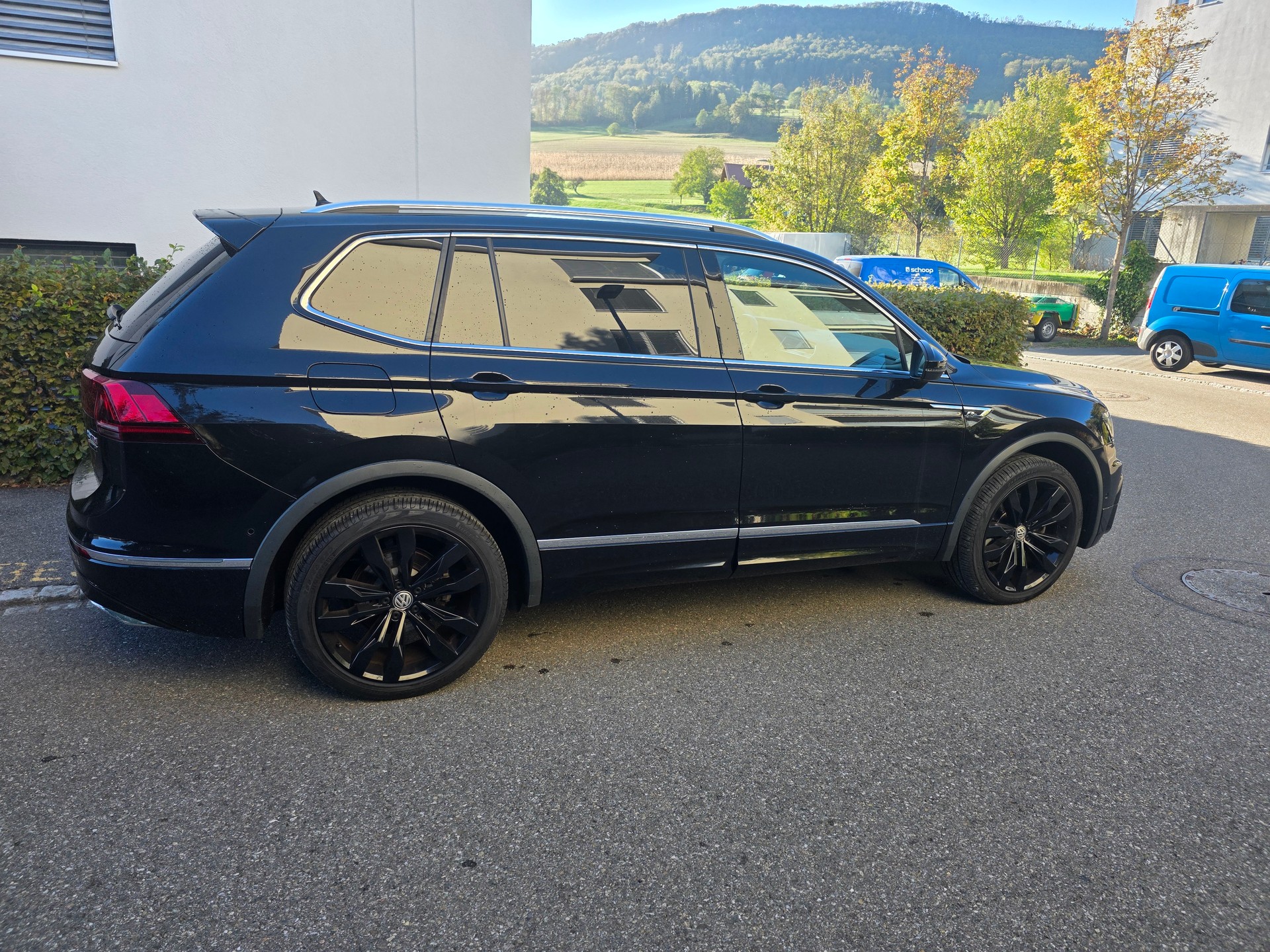 VW Tiguan Allspace 2.0 TDI SCR Highline 4Motion DSG-image-3