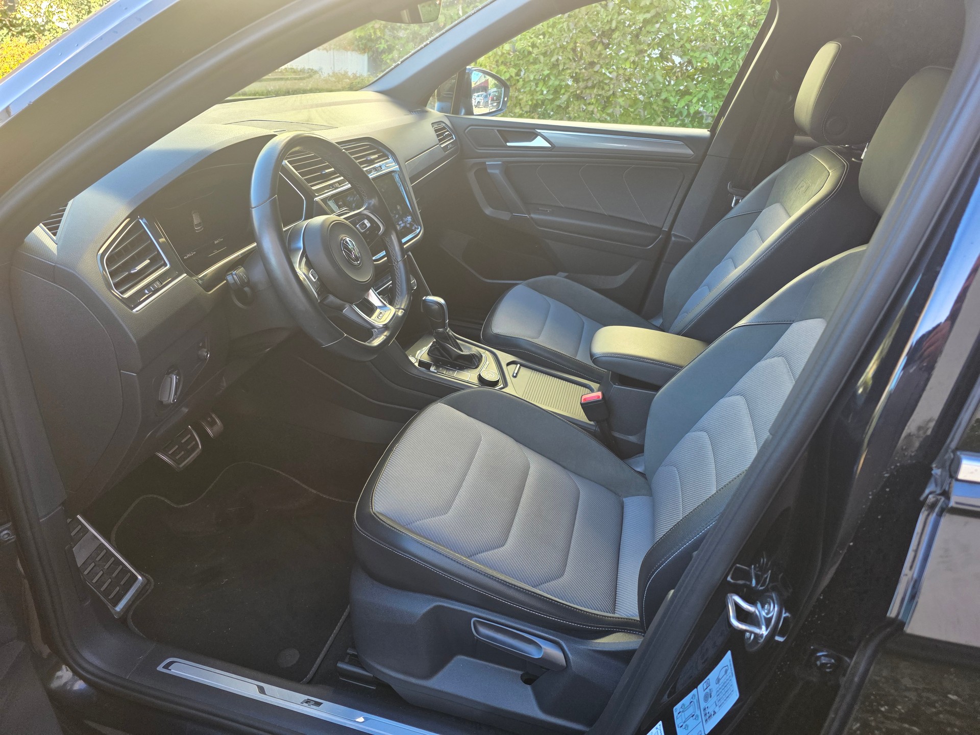 VW Tiguan Allspace 2.0 TDI SCR Highline 4Motion DSG-image-7