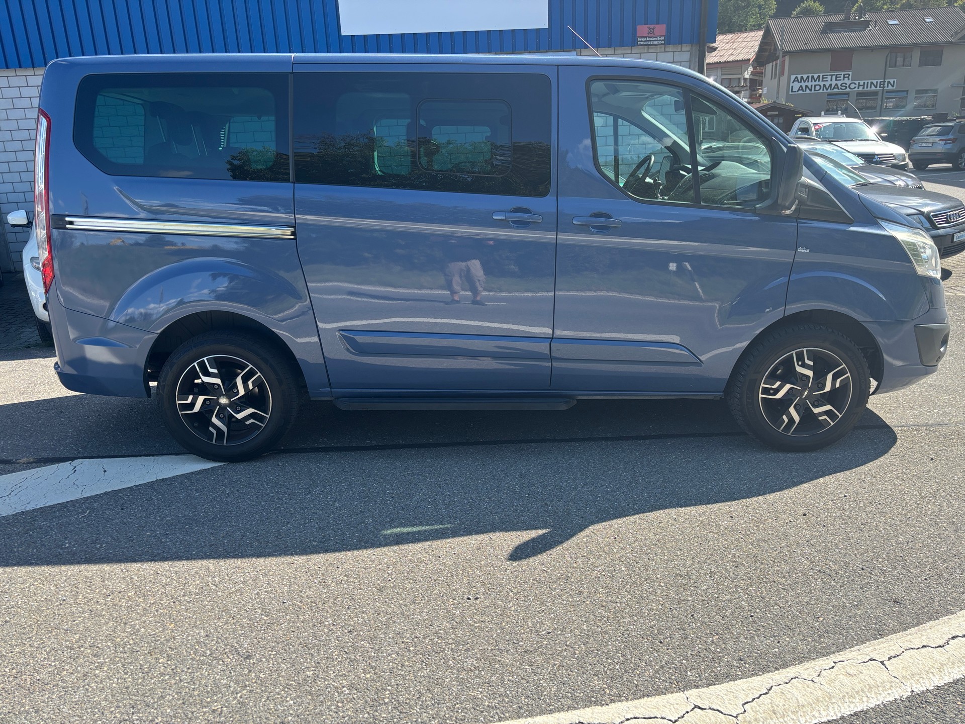 FORD Tourneo Custom 300 L1H1 Trend-image-4