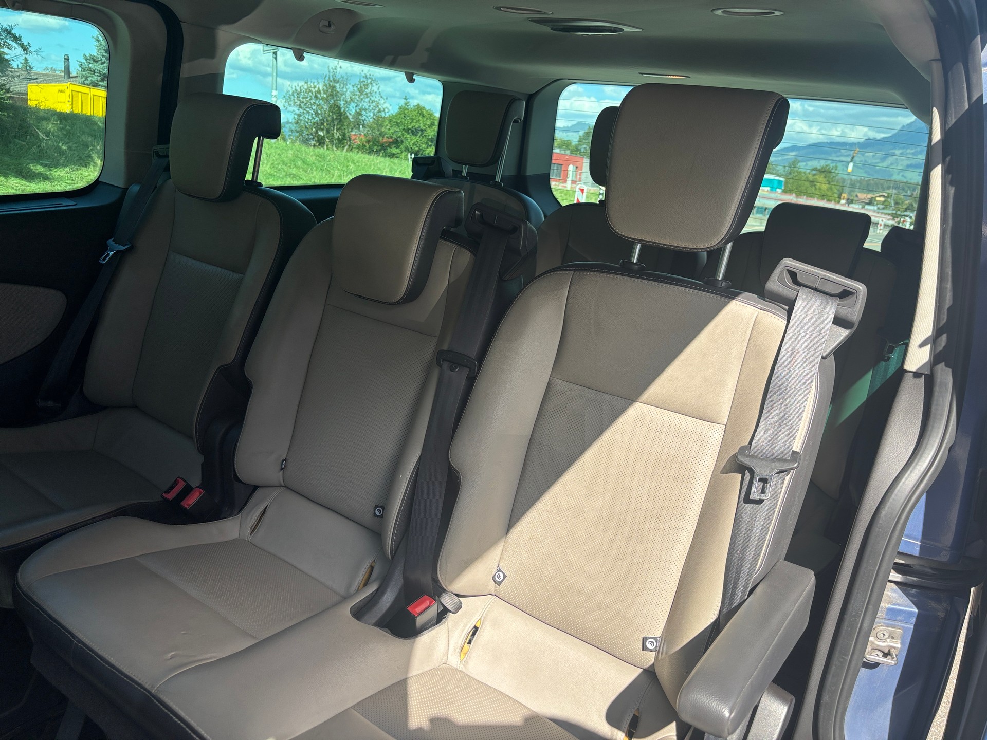FORD Tourneo Custom 300 L1H1 Trend-image-7