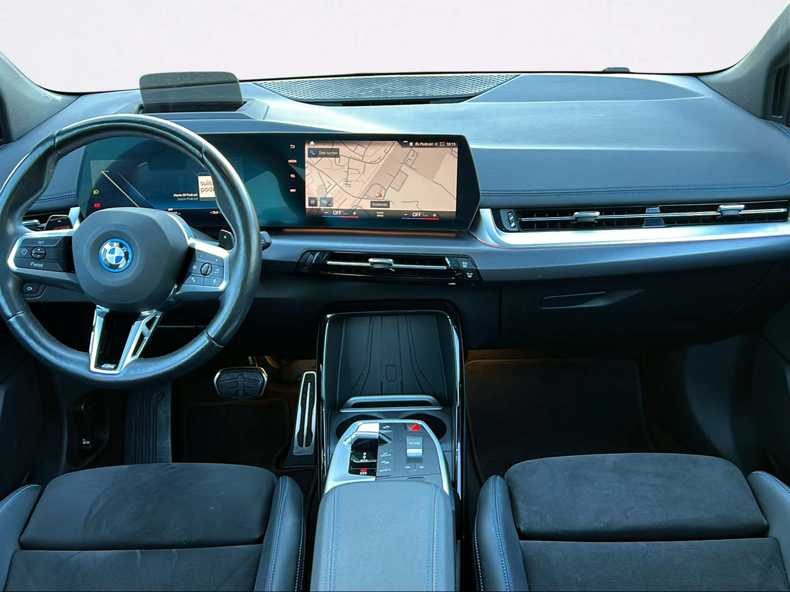 BMW 230e xDrive Active Tourer M Sport-image-8