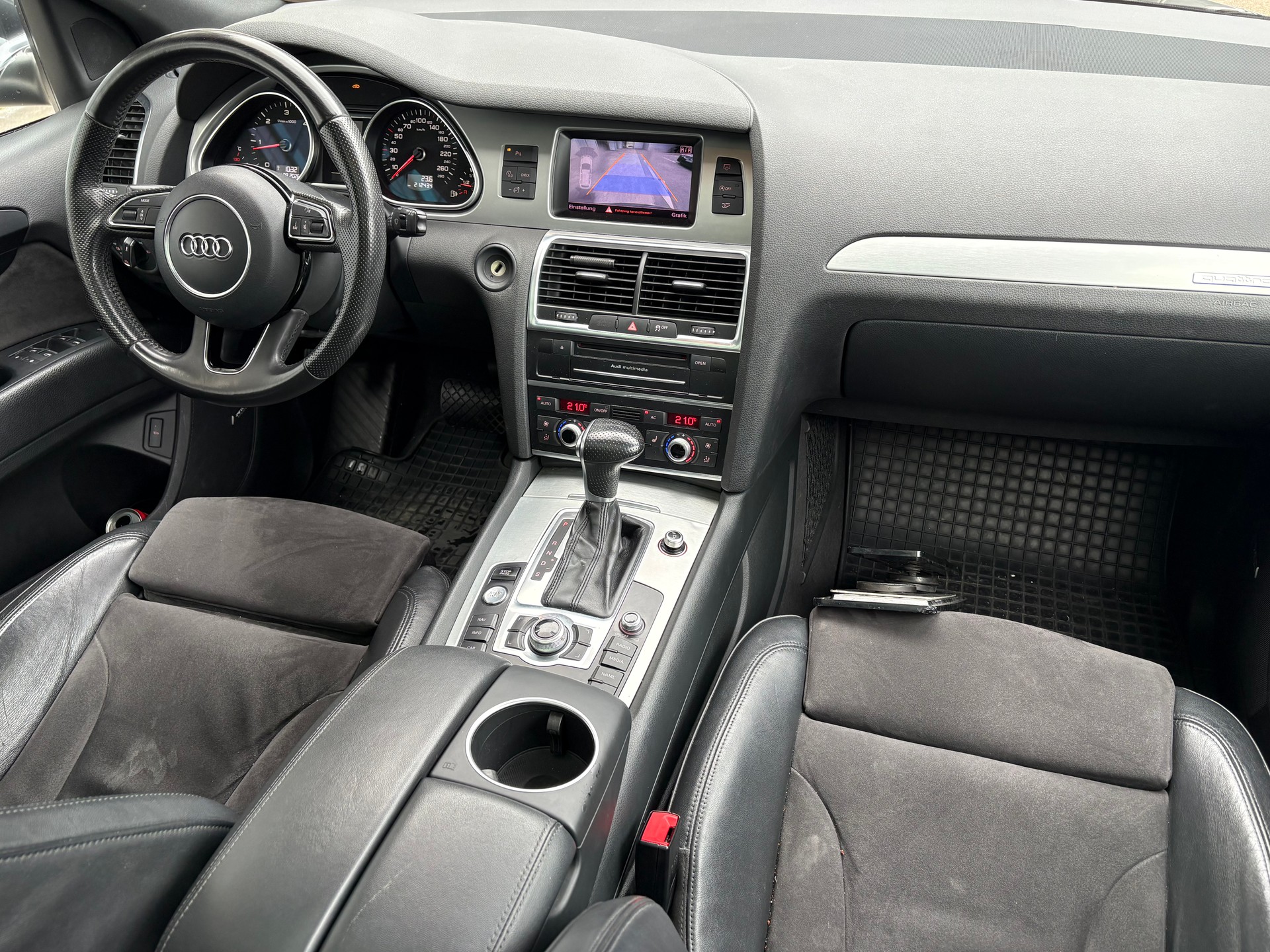 AUDI Q7 3.0 TDI quattro tiptronic S-Line-image-9