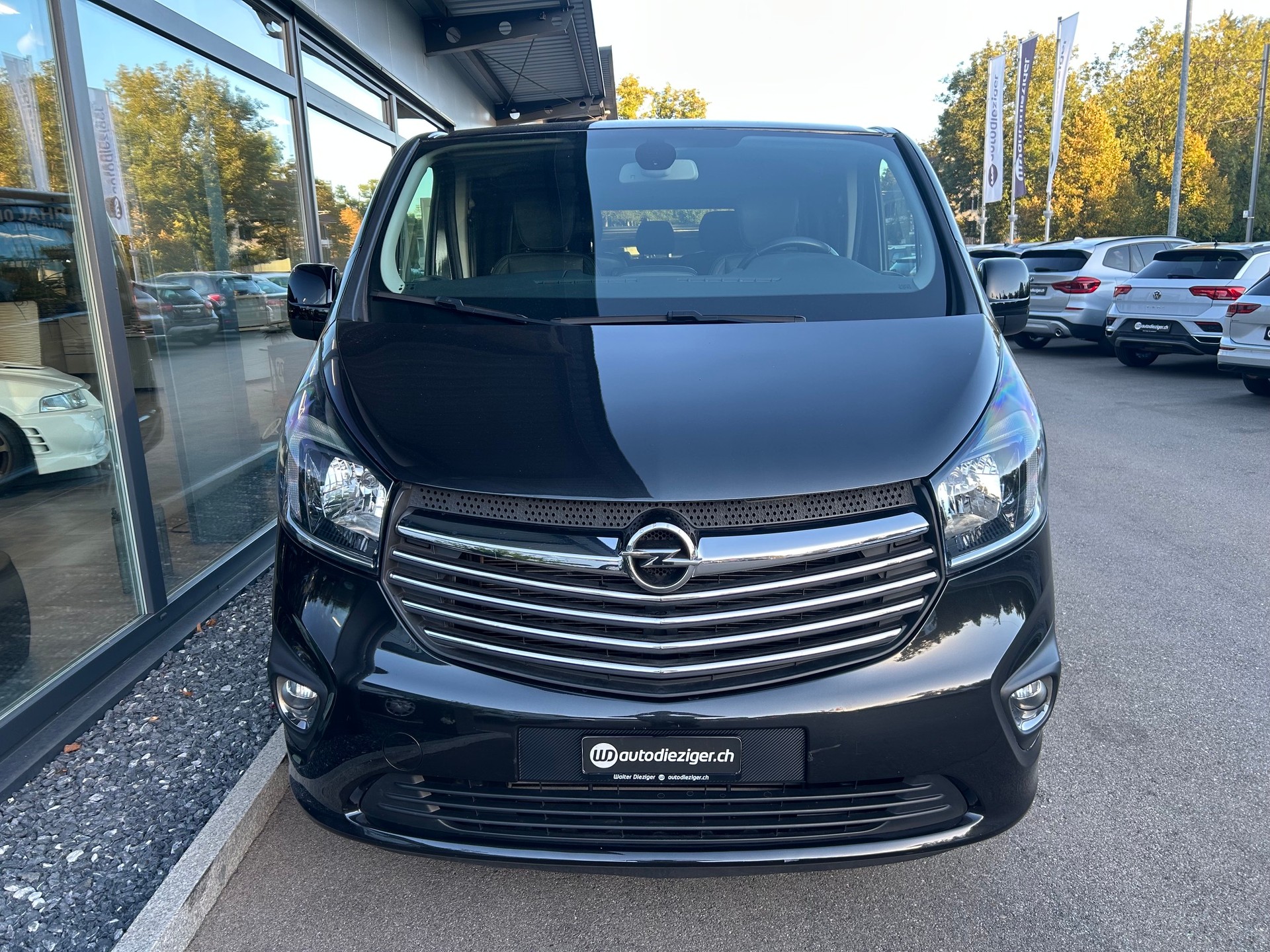 OPEL Vivaro 1.6CDTI Tourer 2.7t L1H1-image-1