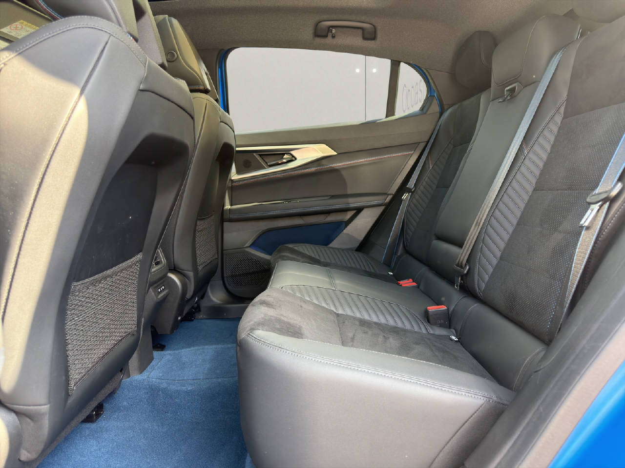 RENAULT Rafale 1.2 E-Tech Plug-in Atelier Alpine-image-10