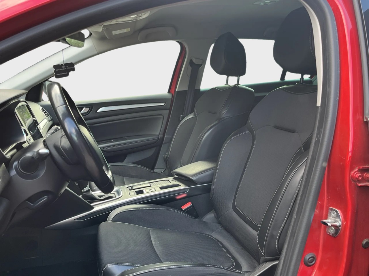 RENAULT Mégane Grandtour 1.5 dCi GT Line EDC-image-8