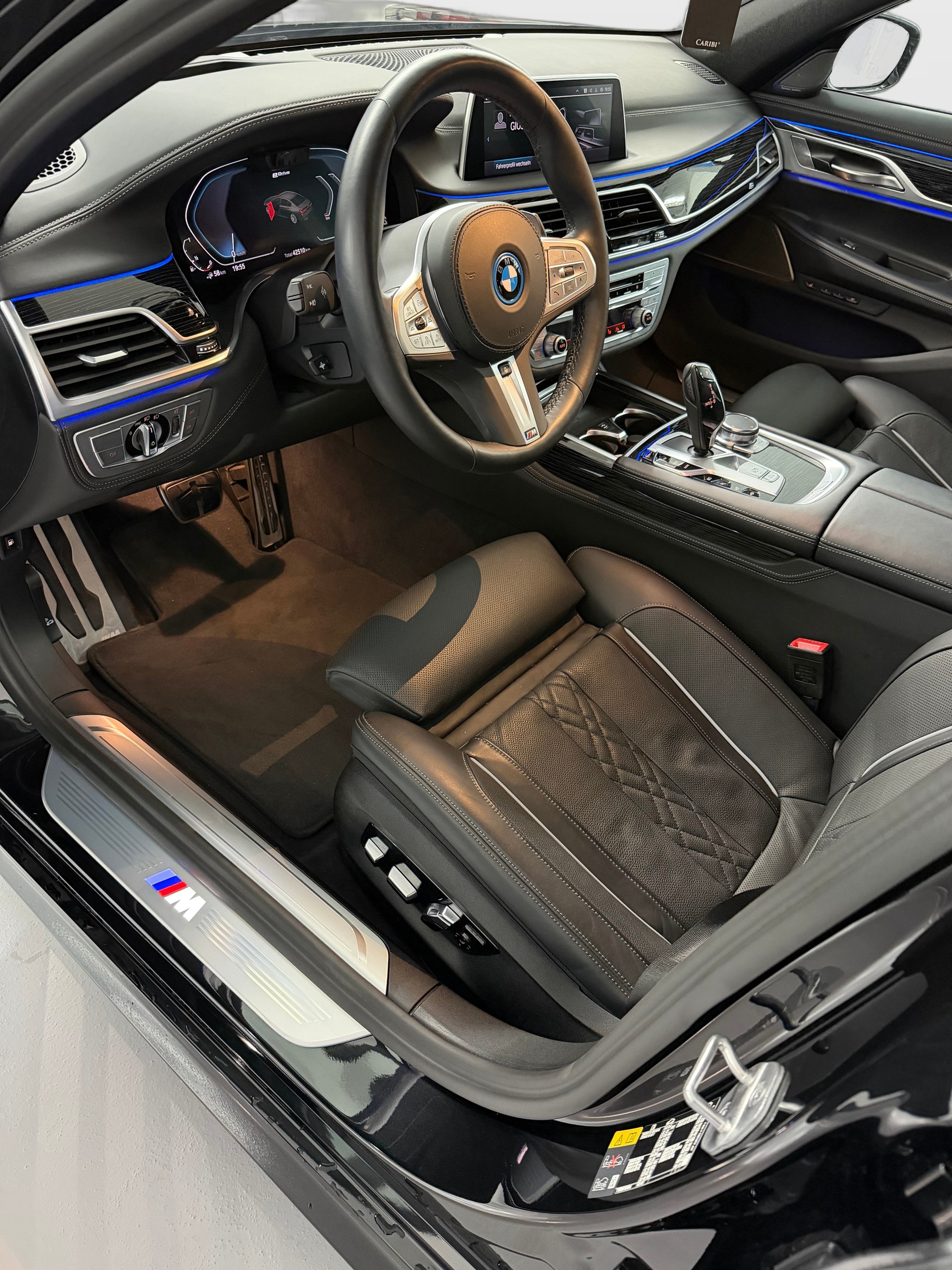 BMW 745Le xDrive M Sport Steptronic-image-8