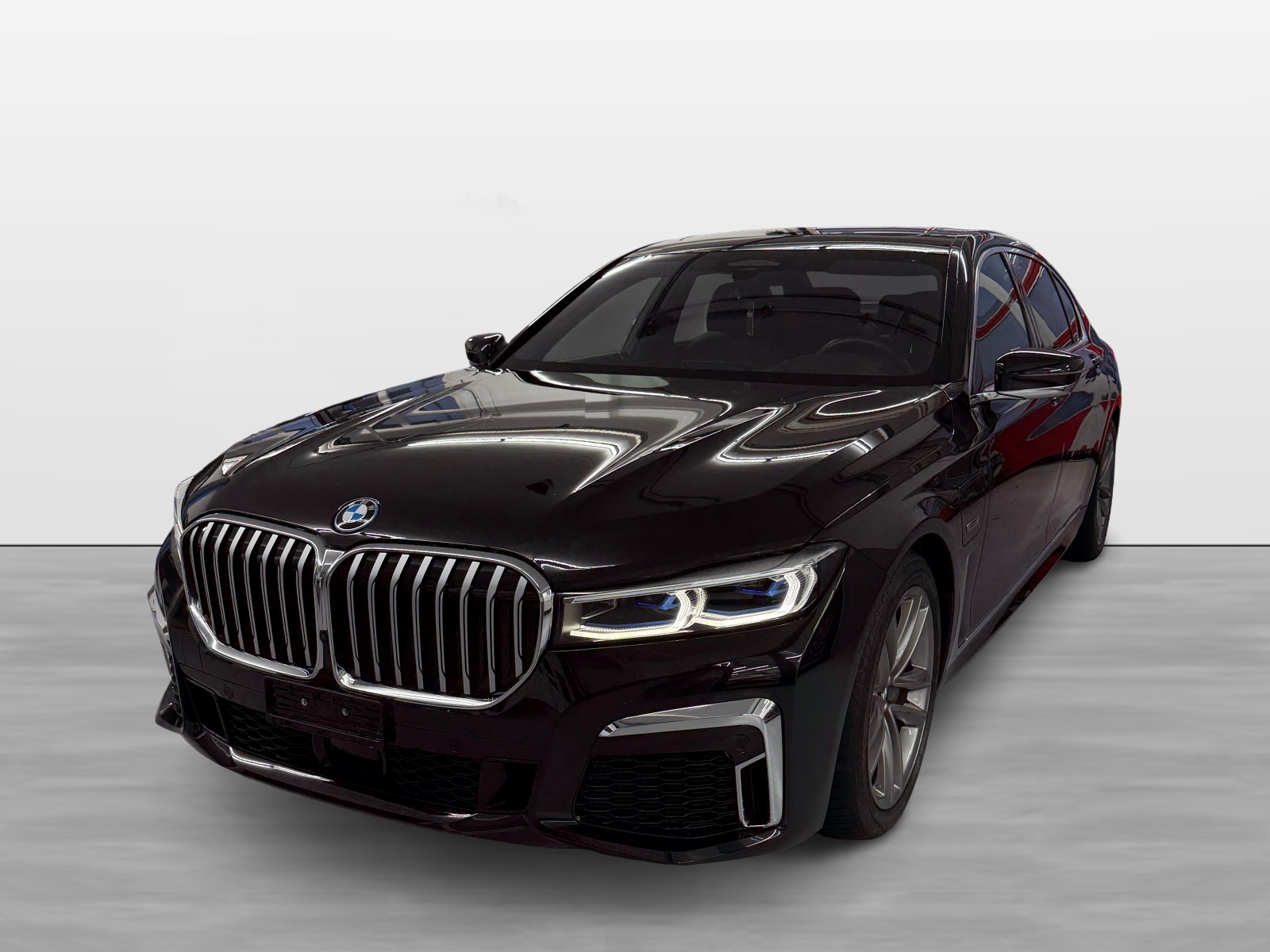 BMW 745Le xDrive M Sport Steptronic-image-1