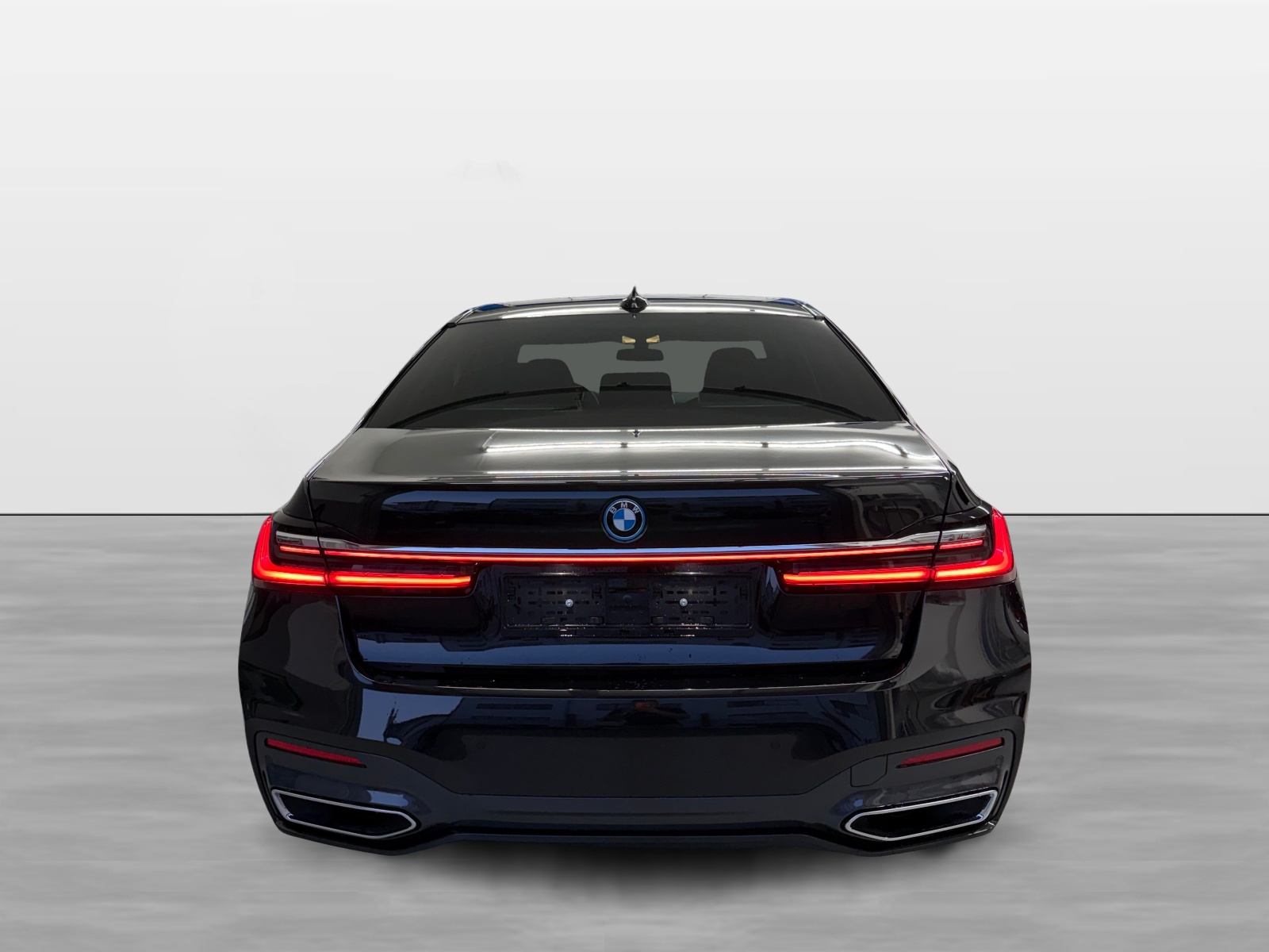 BMW 745Le xDrive M Sport Steptronic-image-4
