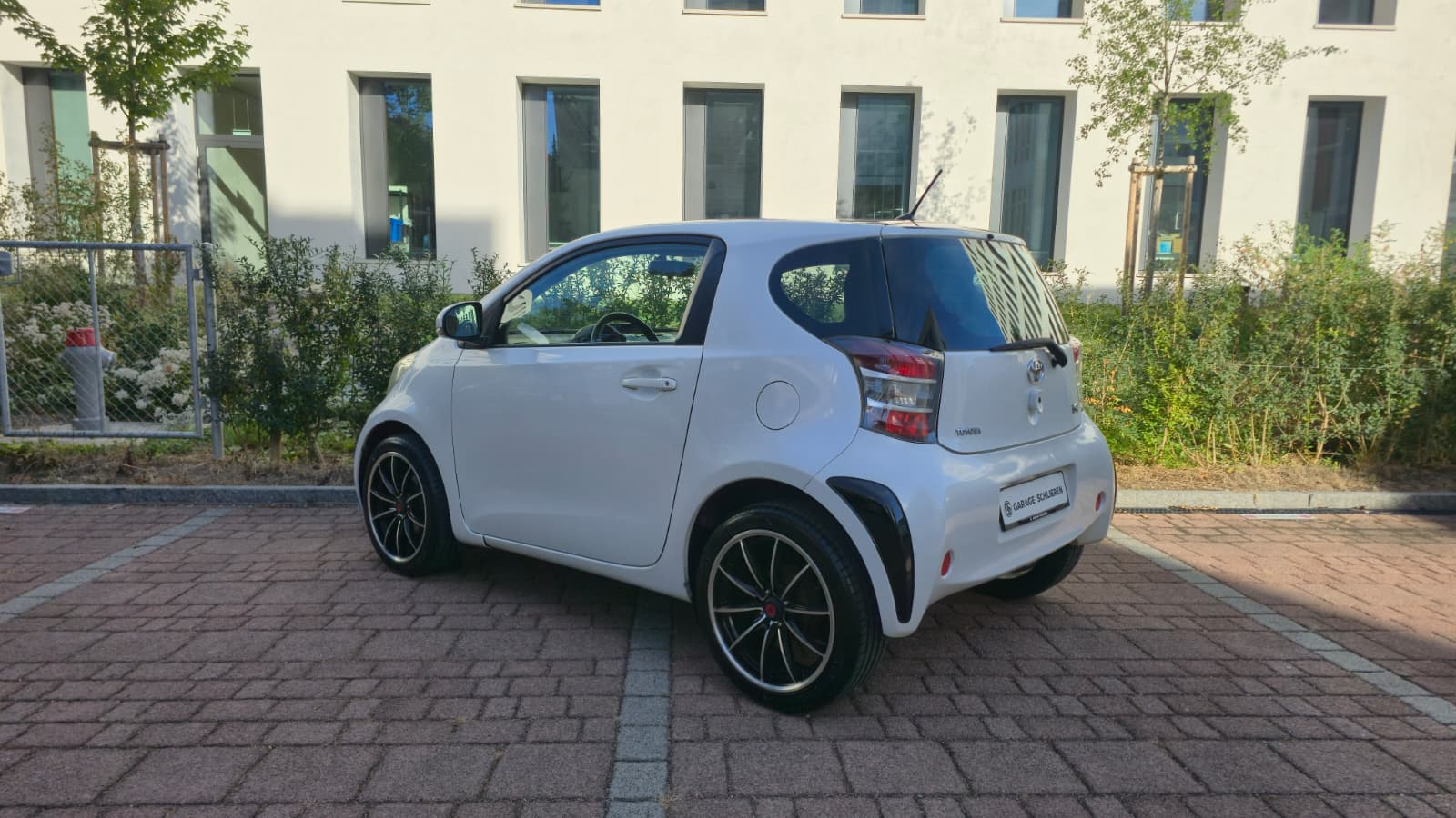 TOYOTA iQ 1.0 VVT-i Limited Edition| Frisch ab MFK und Service| 8Fach Alu Räder| Radio AUX-image-6